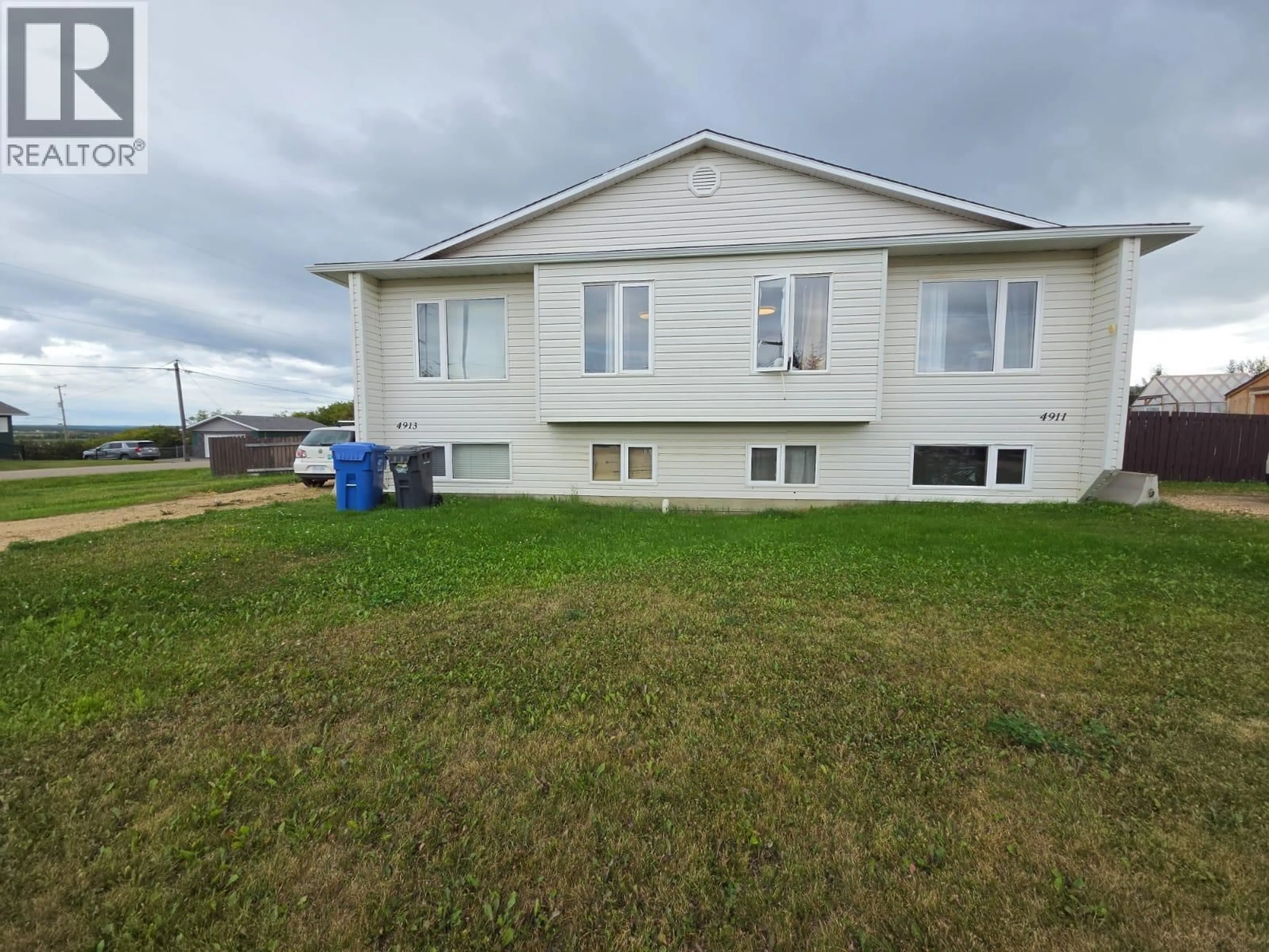 Unknown for 4911/4913 56 AVENUE, Pouce Coupe British Columbia V0C2C0