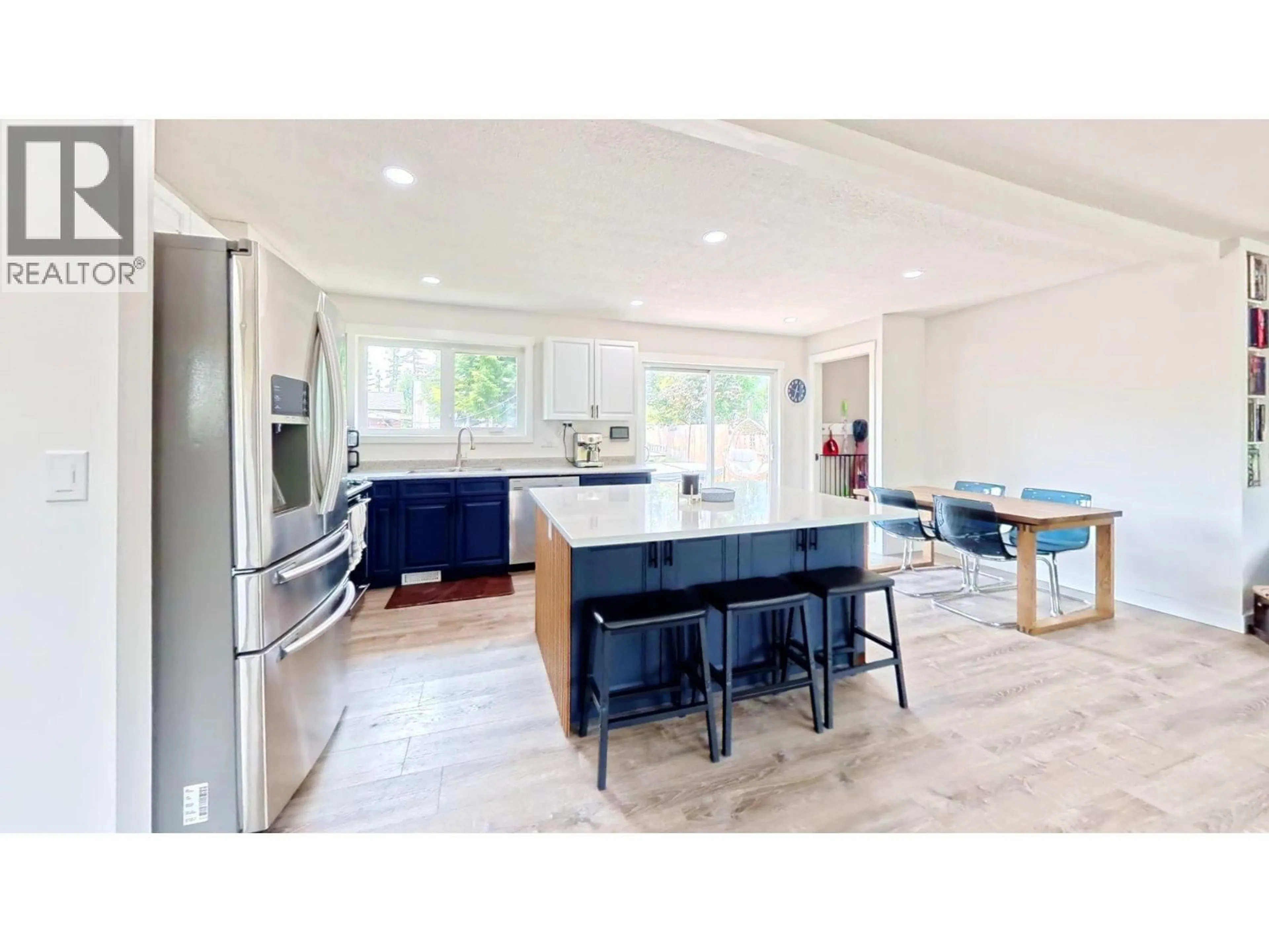 Open concept kitchen, unknown for 10 CASCADE CRESCENT, Elkford British Columbia V0B1H0
