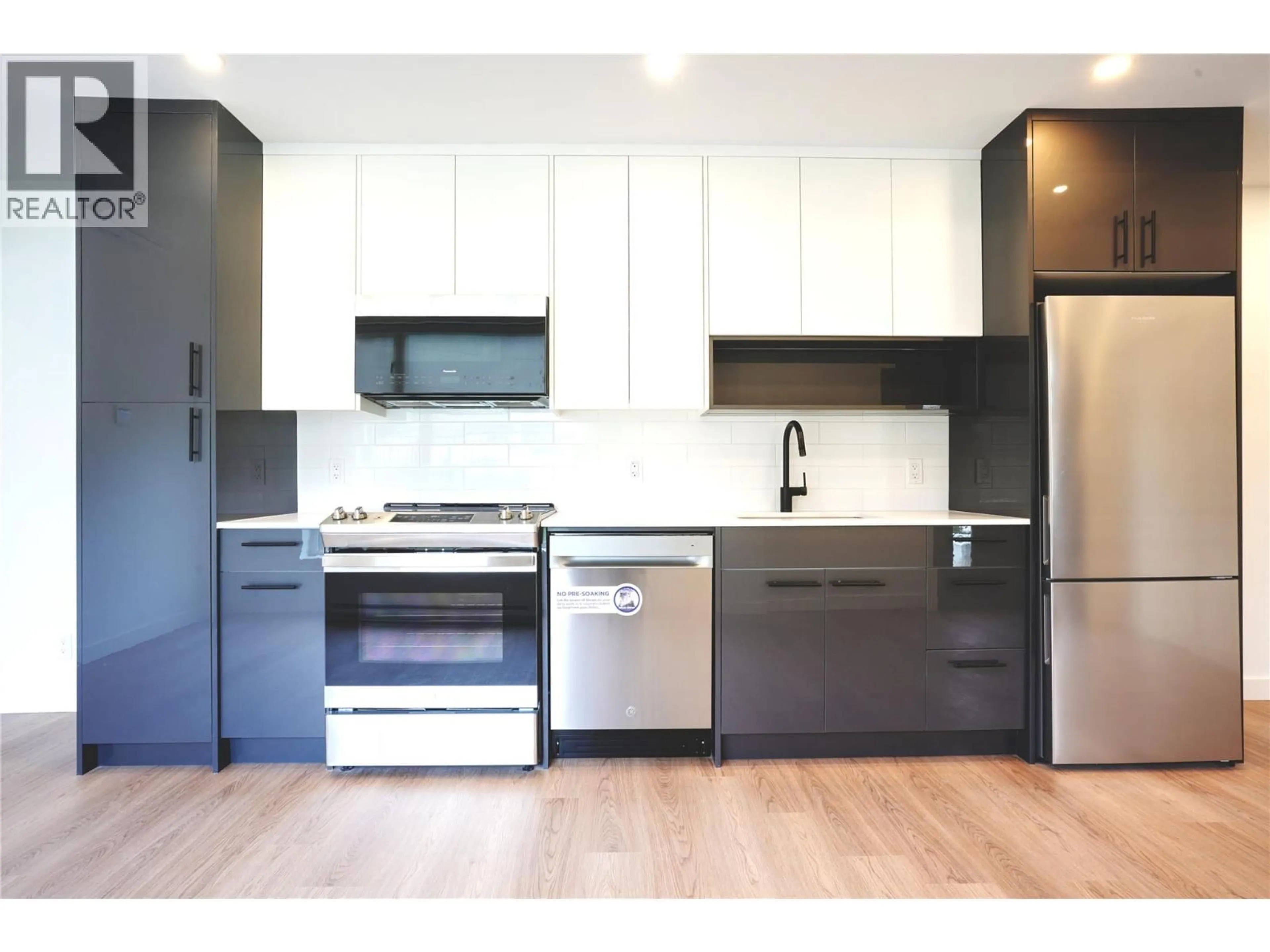 Unknown for 1361 BELAIRE AVENUE, Kelowna British Columbia V1Y0P7