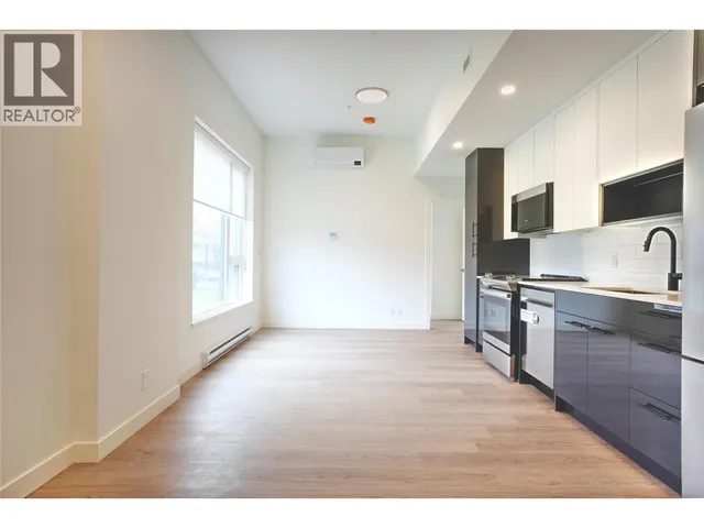 1361 BELAIRE AVENUE, Kelowna 3