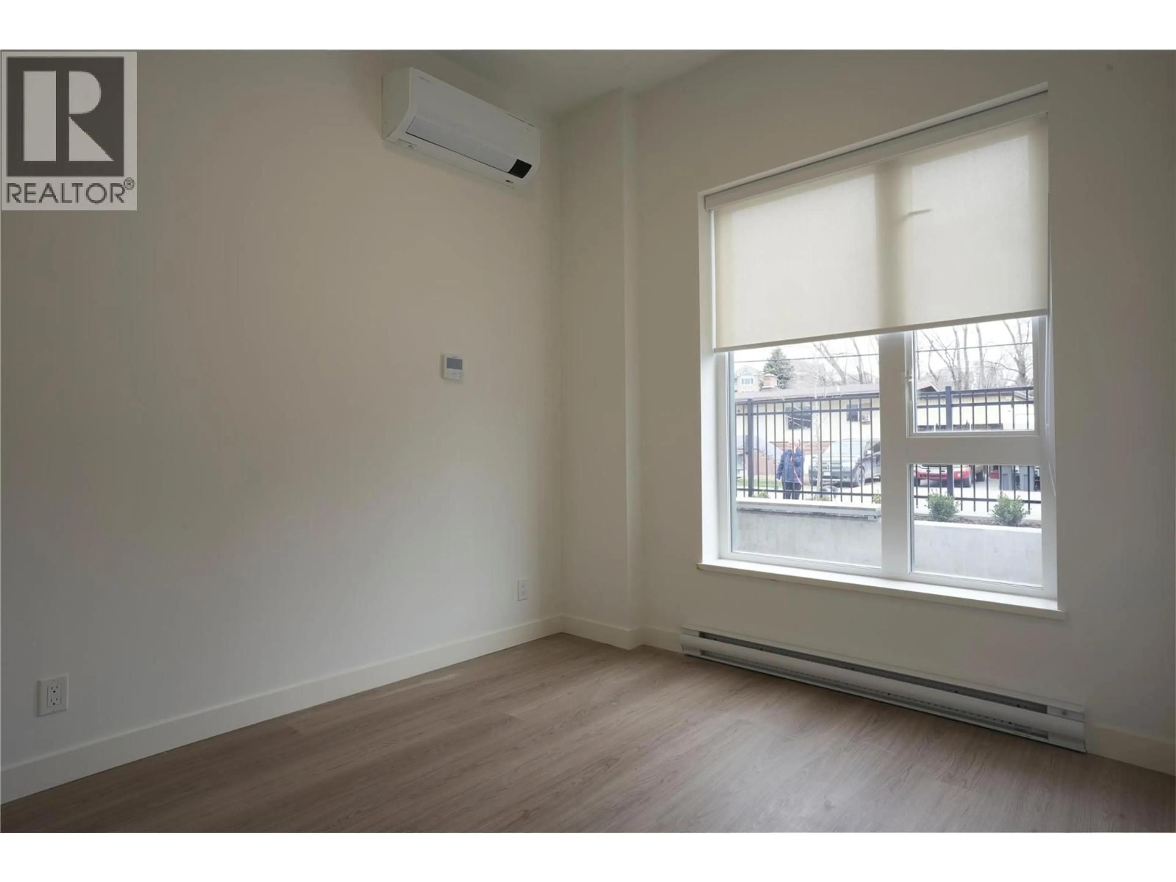 A pic of a room for 1361 BELAIRE AVENUE, Kelowna British Columbia V1Y0P7