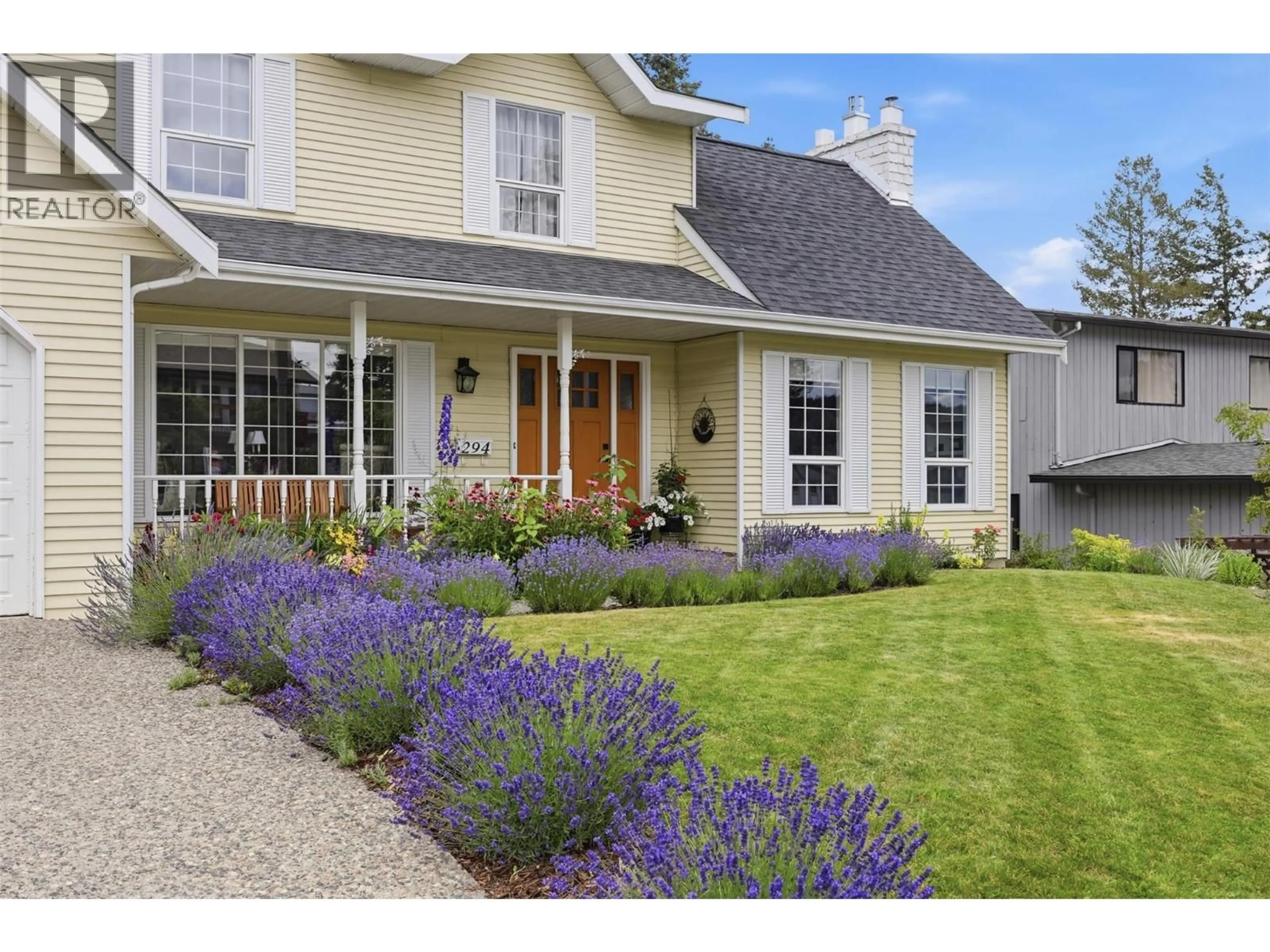 Home with vinyl exterior material, street for 294 ROBSON DRIVE, Kamloops British Columbia V2E1W1