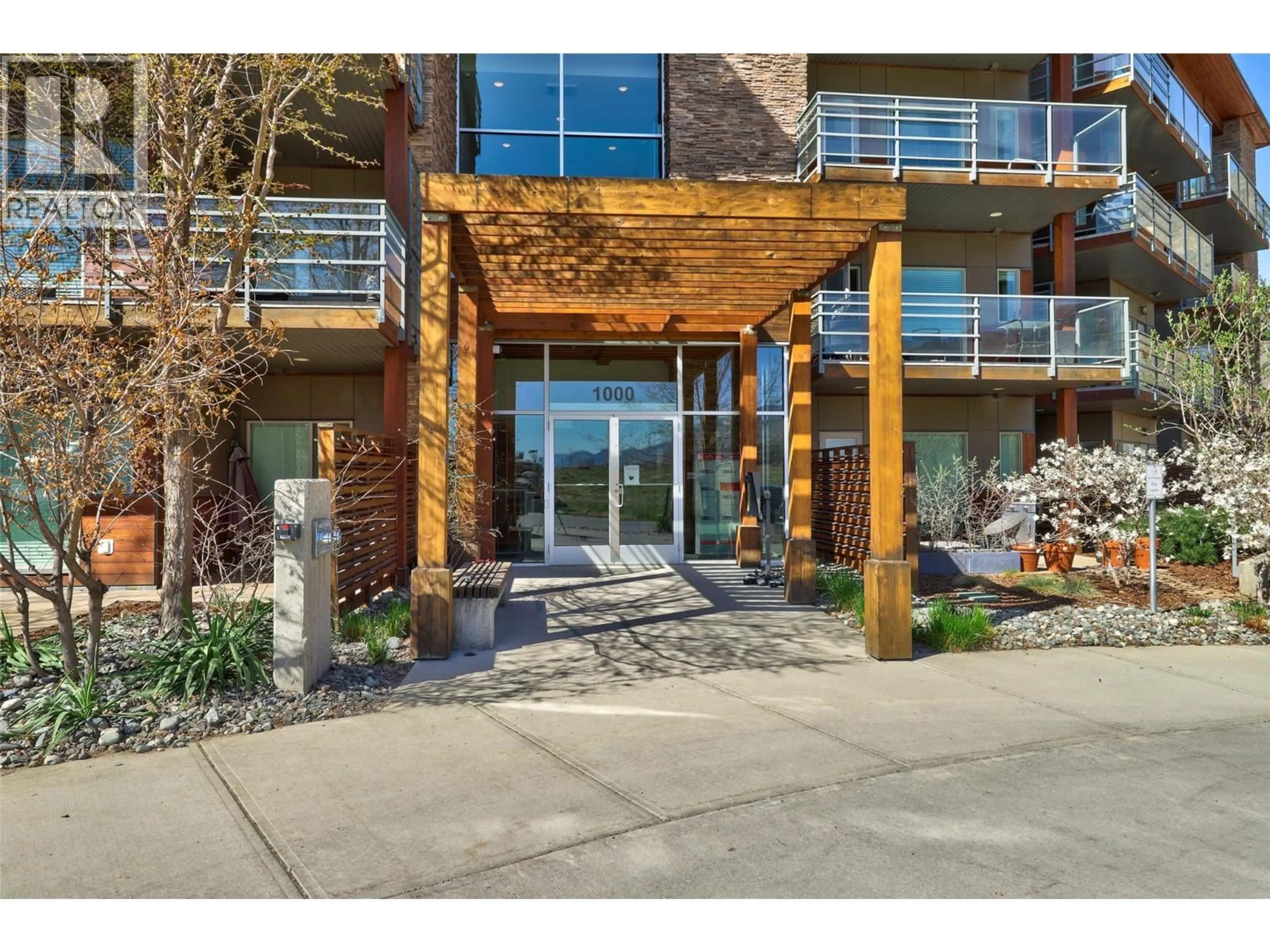 Indoor entryway for 1306 - 1000 TALASA WAY, Kamloops British Columbia V2H0C2