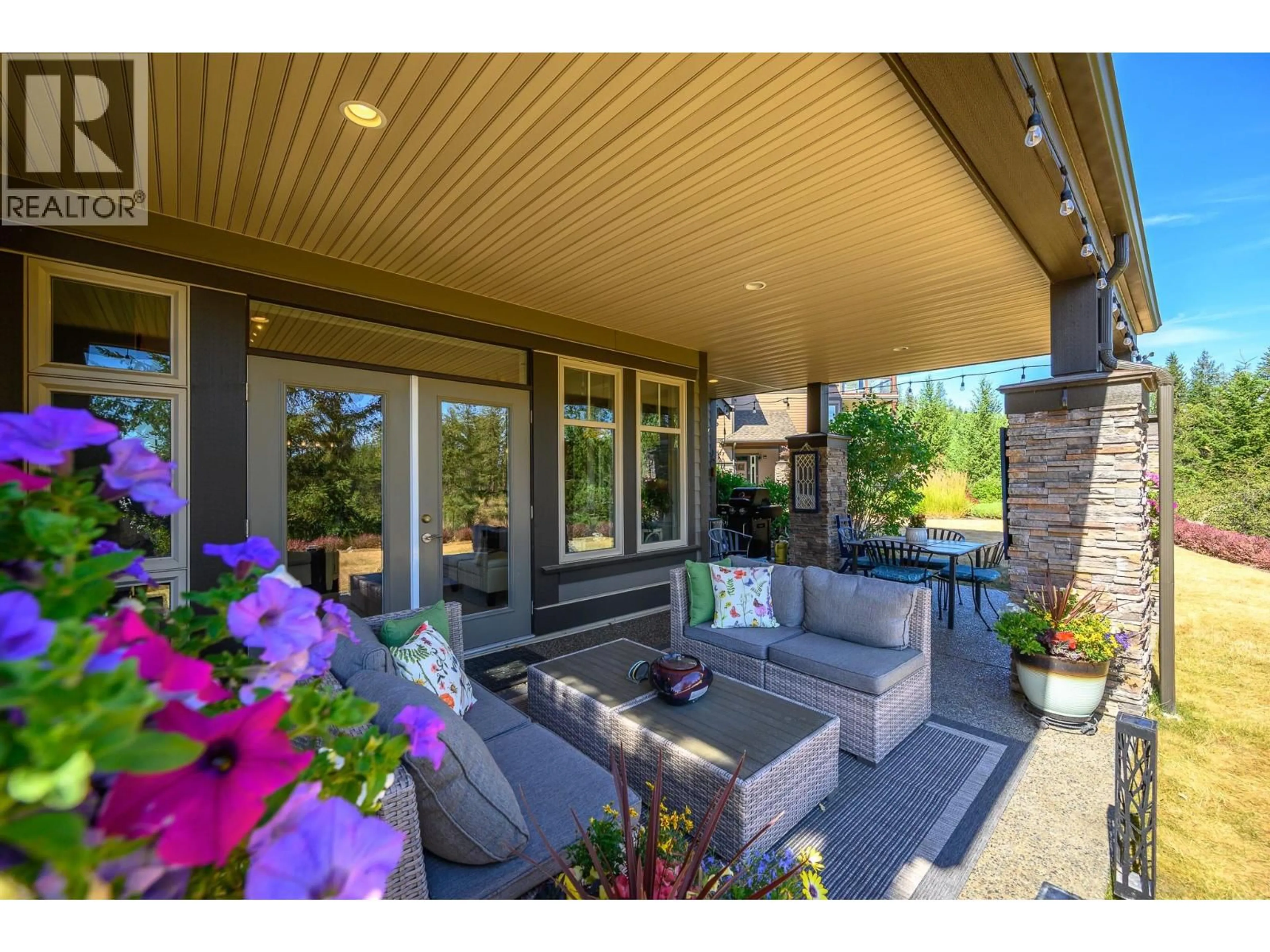 Patio, mountain view for 19 - 333 LONGSPOON DRIVE, Vernon British Columbia V1H2L1
