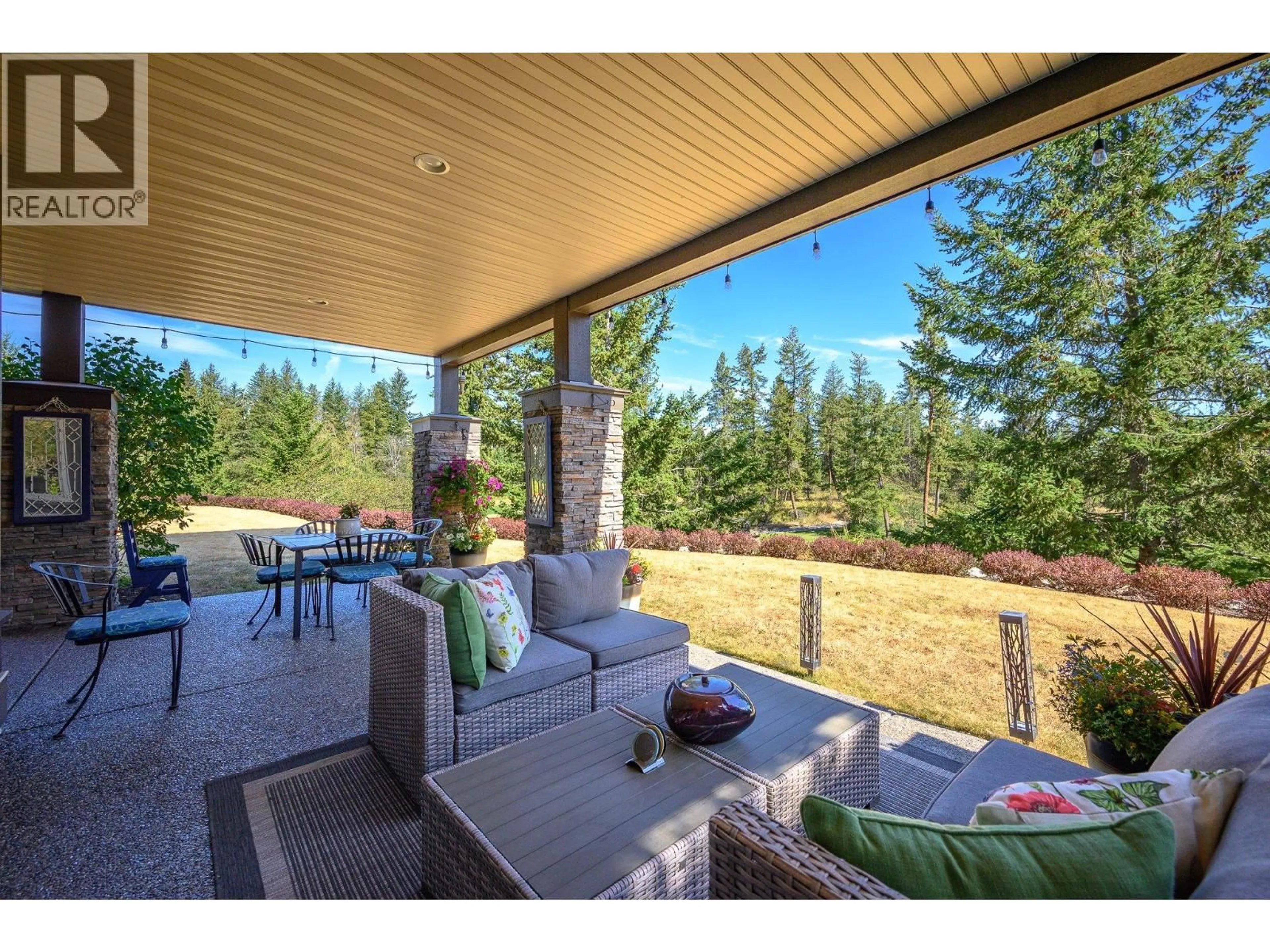 Patio, mountain view for 19 - 333 LONGSPOON DRIVE, Vernon British Columbia V1H2L1