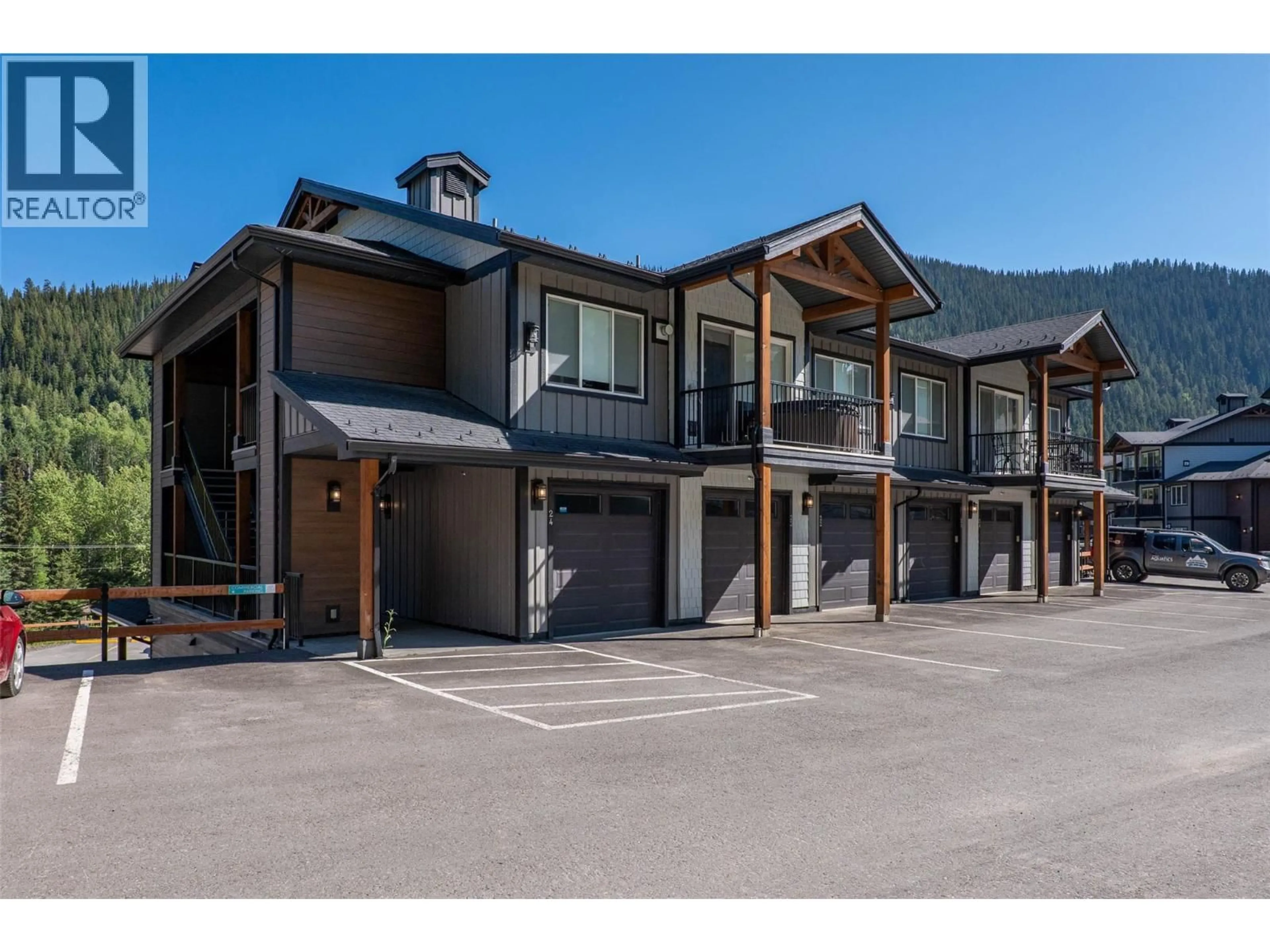 Indoor garage for 24 - 1240 ALPINE ROAD, Sun Peaks British Columbia V0E5N0