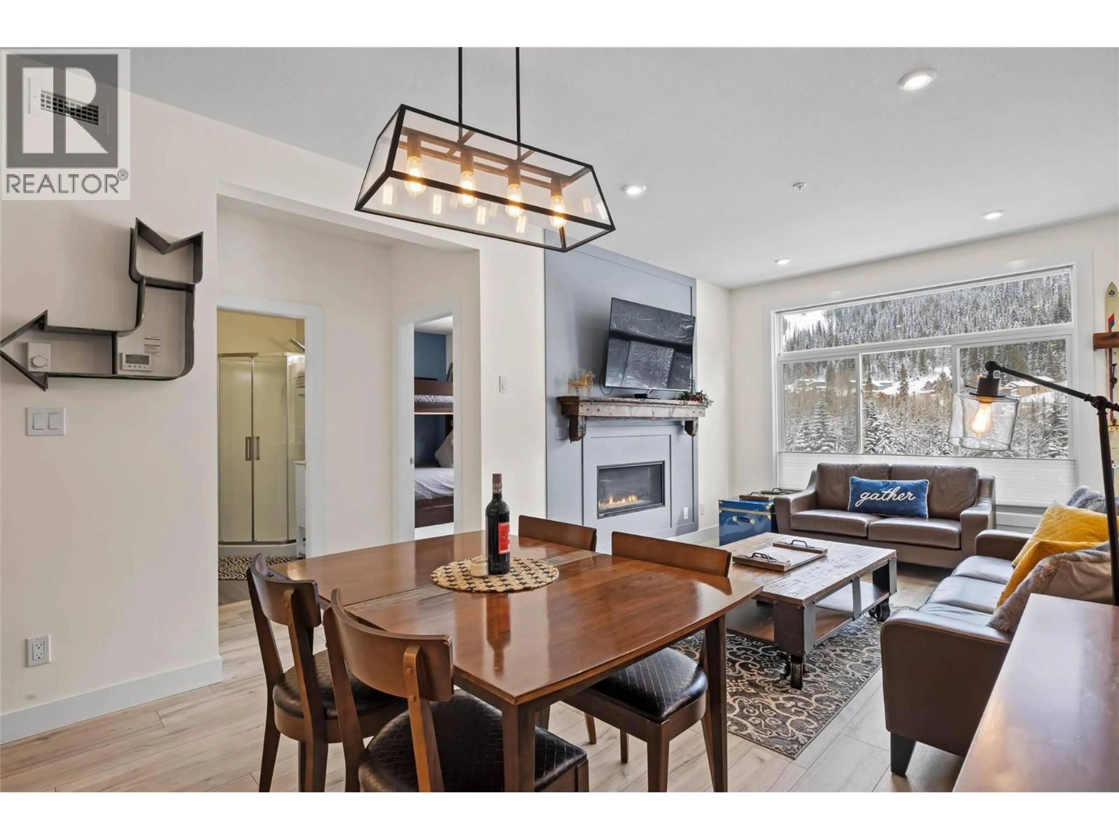 Open concept kitchen, unknown for 24 - 1240 ALPINE ROAD, Sun Peaks British Columbia V0E5N0