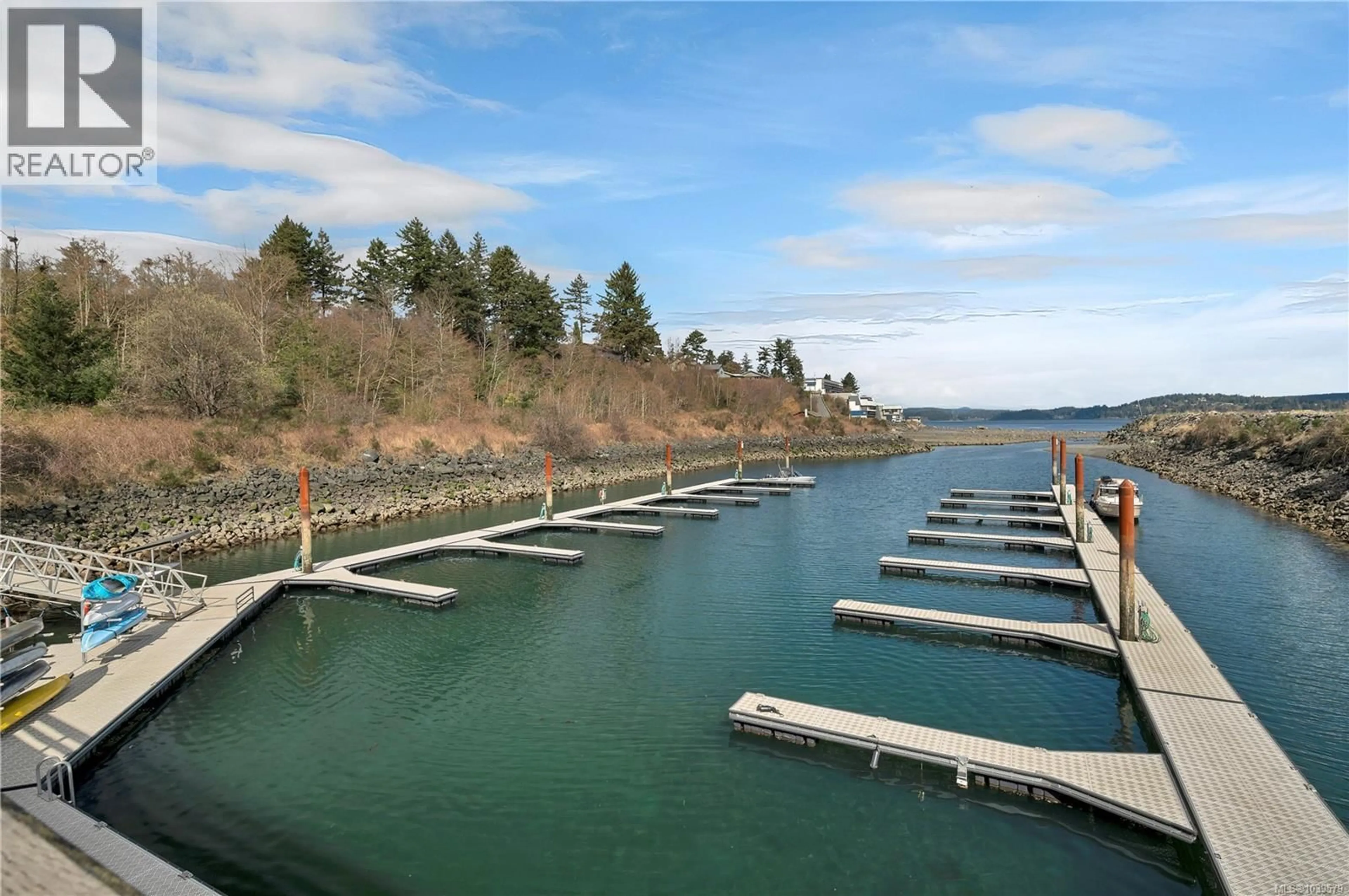 Pool for 1202 - 27 ISLAND HIGHWAY SOUTH, Campbell River British Columbia V9W1A2