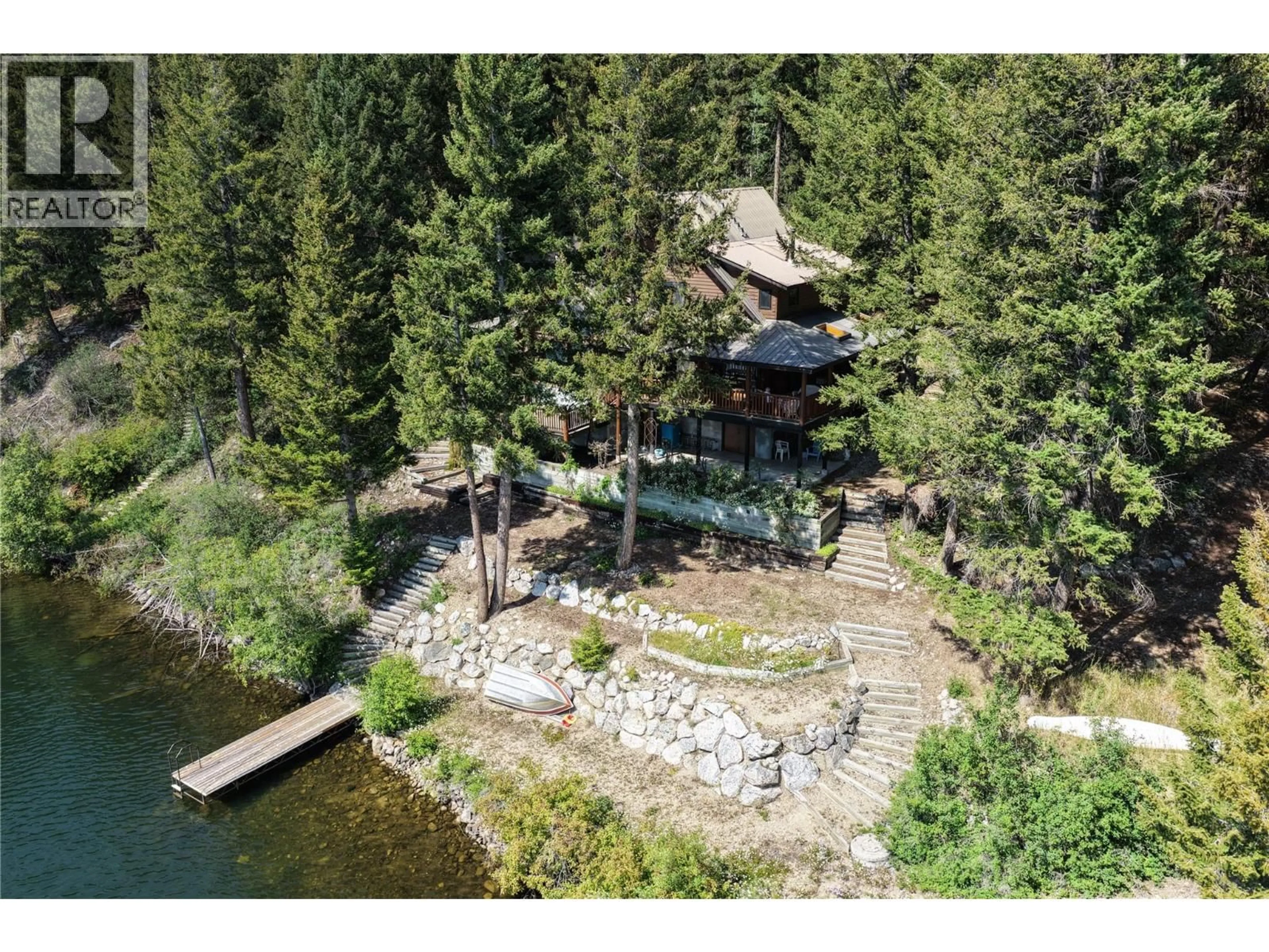 A pic from outside/outdoor area/front of a property/back of a property/a pic from drone, water/lake/river/ocean view for 4221 PRINCETON-SUMMERLAND ROAD, Princeton British Columbia V0X1W0