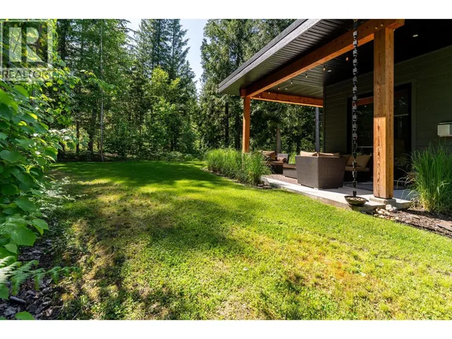 1005 WILLIAMS GATE LANE, Revelstoke 5