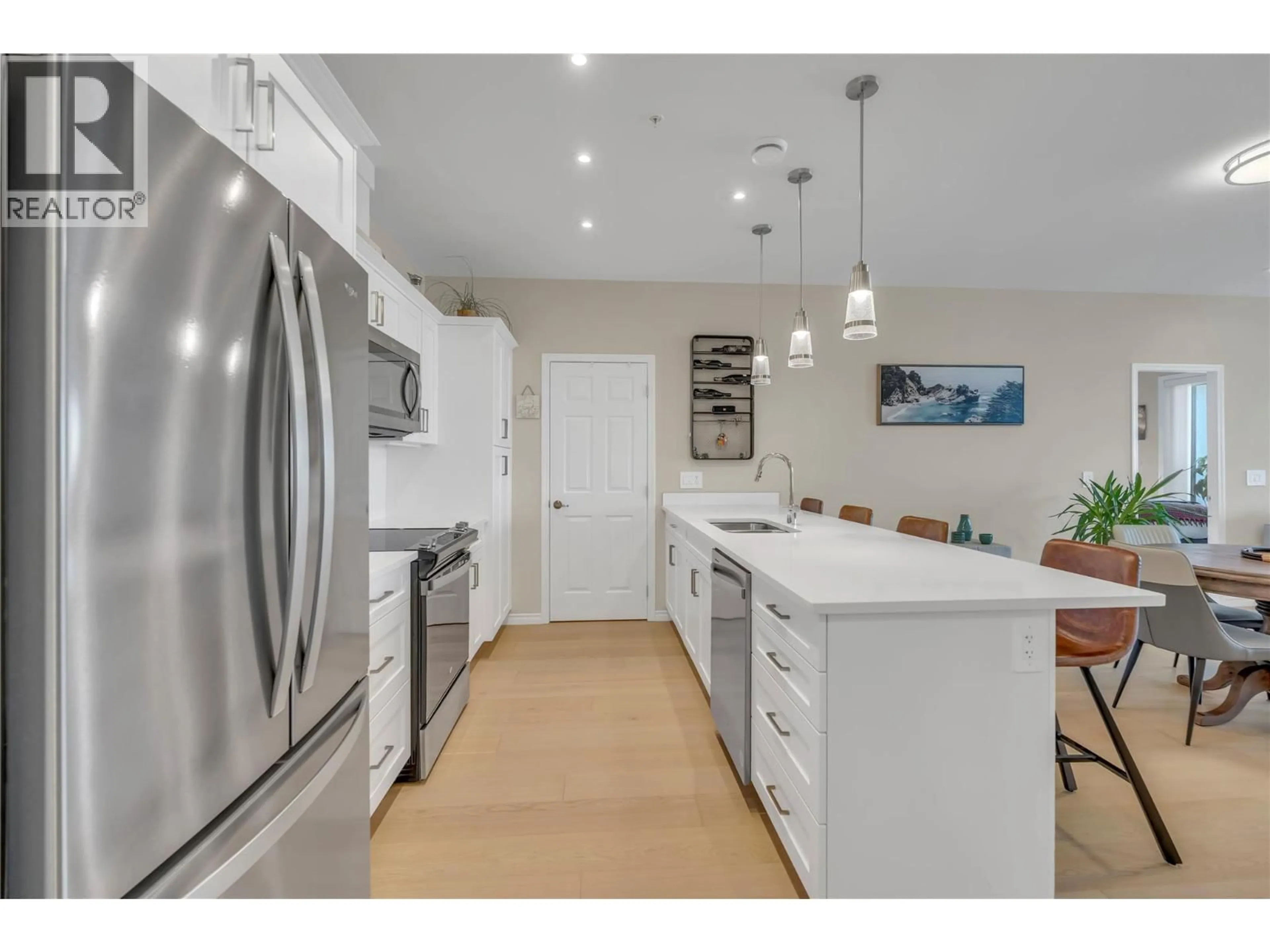 Open concept kitchen, unknown for 1102 - 3362 SKAHA LAKE ROAD, Penticton British Columbia V2A6G4