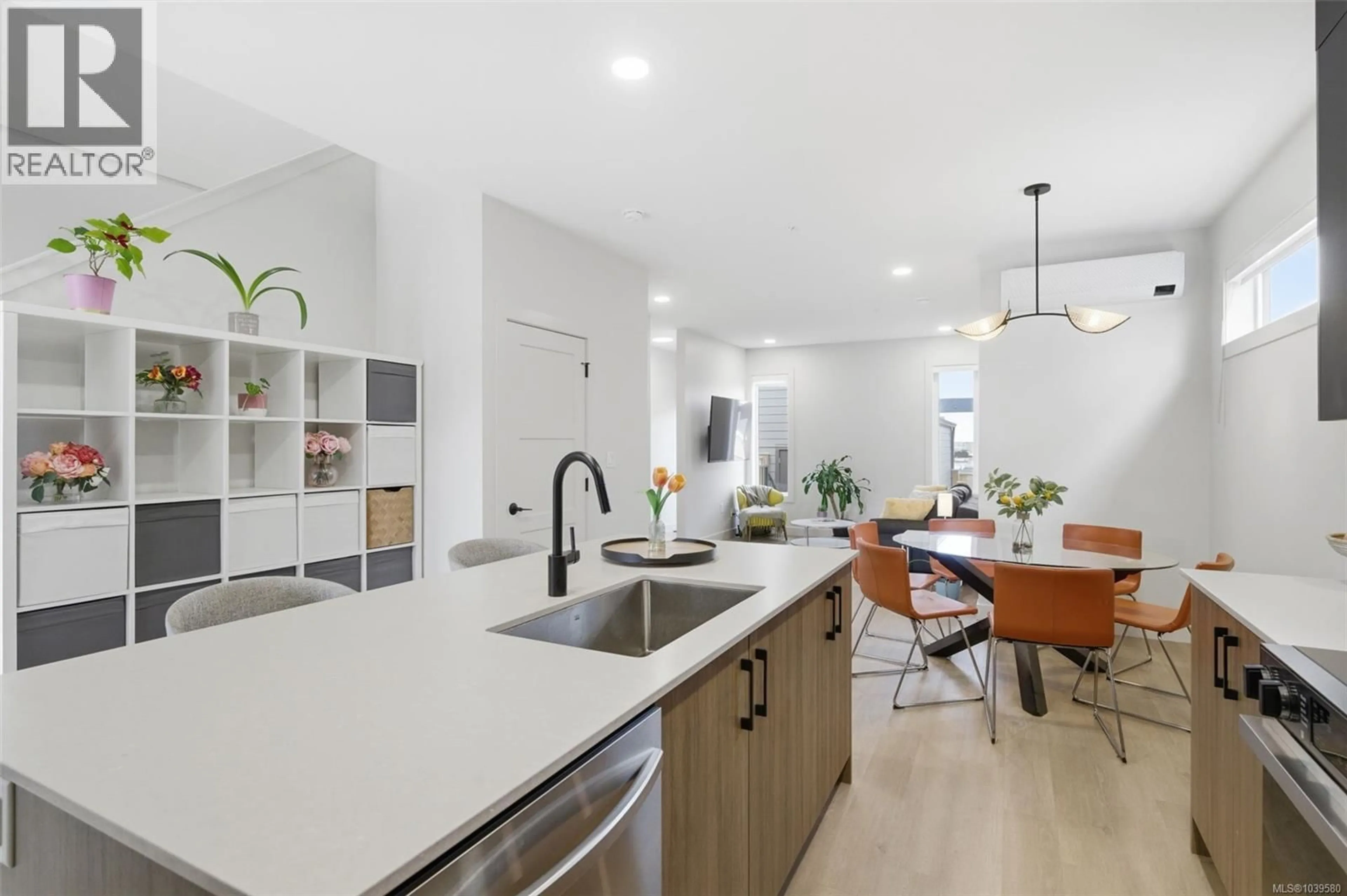 Open concept kitchen, ceramic/tile floor for 3718 PRODUCERS WAY, Colwood British Columbia V9C0T2
