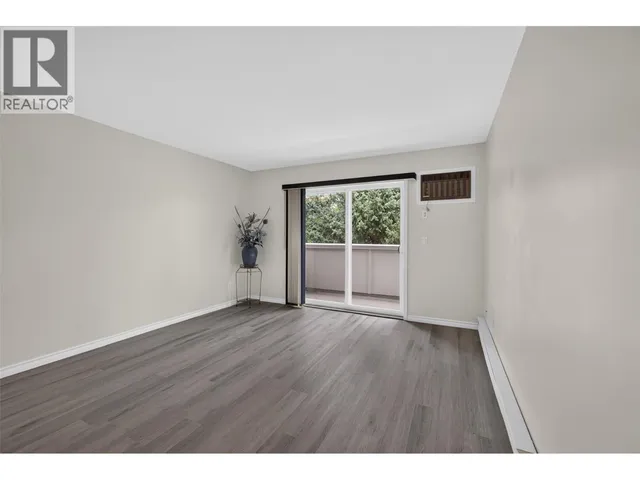 400 - 3160 DE MONTREUIL COURT, Kelowna 5