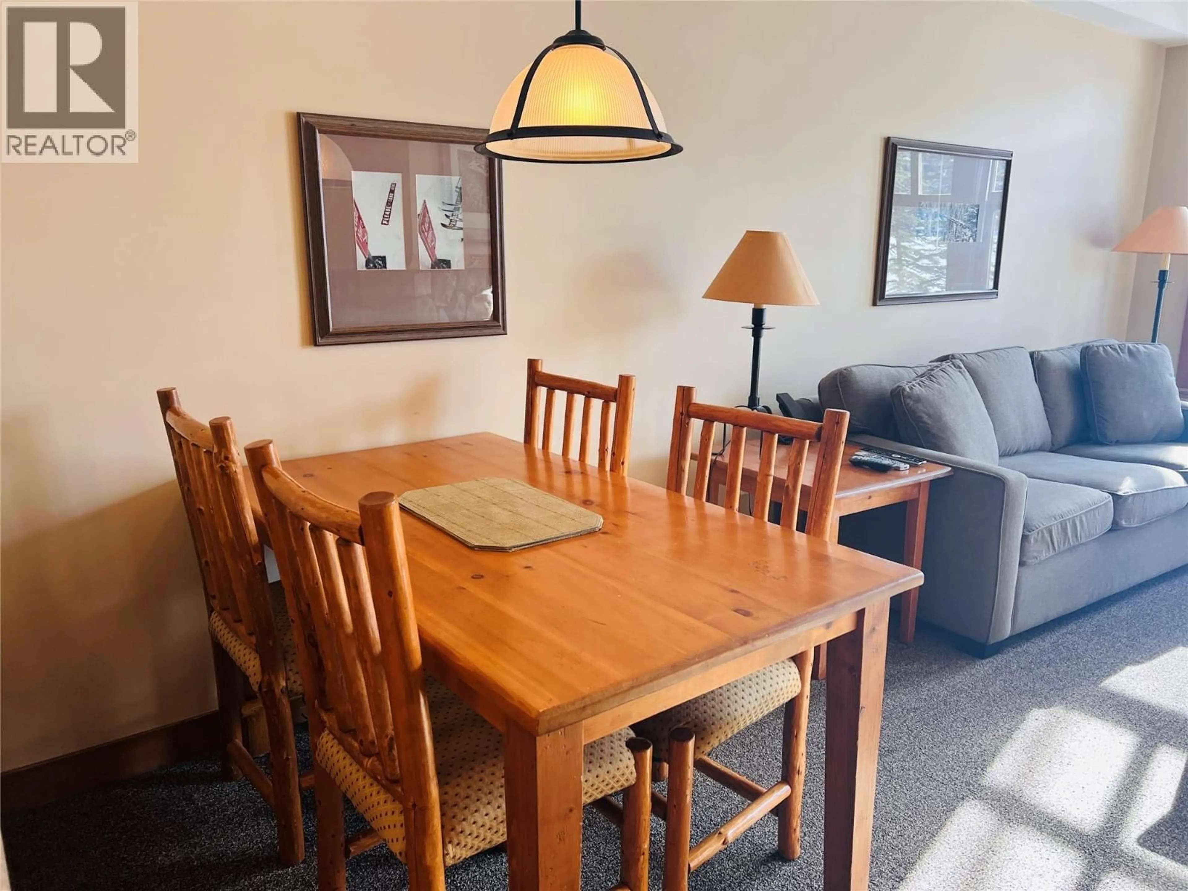 Dining room, wood/laminate floor for 203 - 2090 SUMMIT DRIVE, Panorama British Columbia V0A1T0