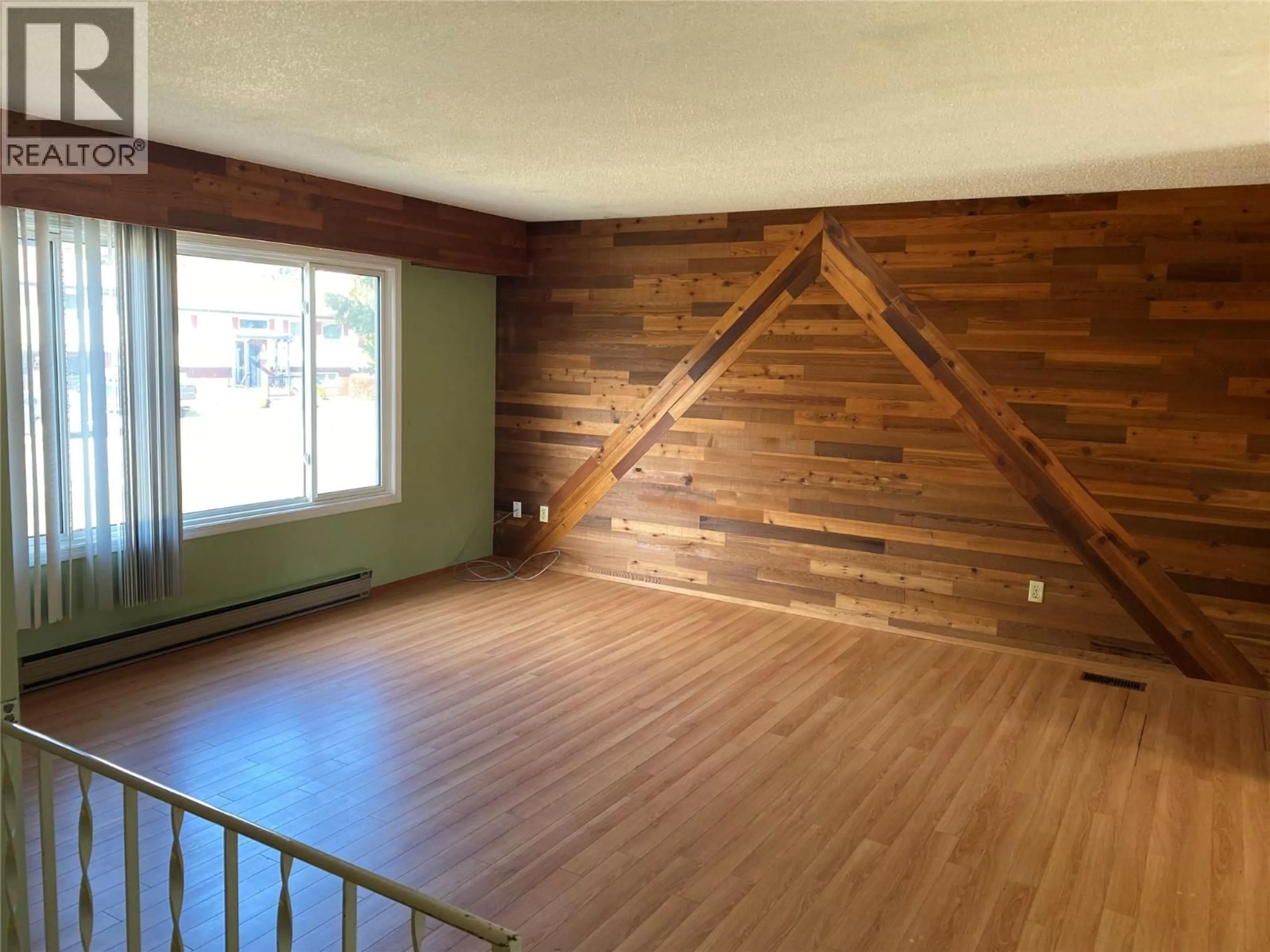 A pic of a room for 613 FOREST PARK STREET, Sicamous British Columbia V0E2V0