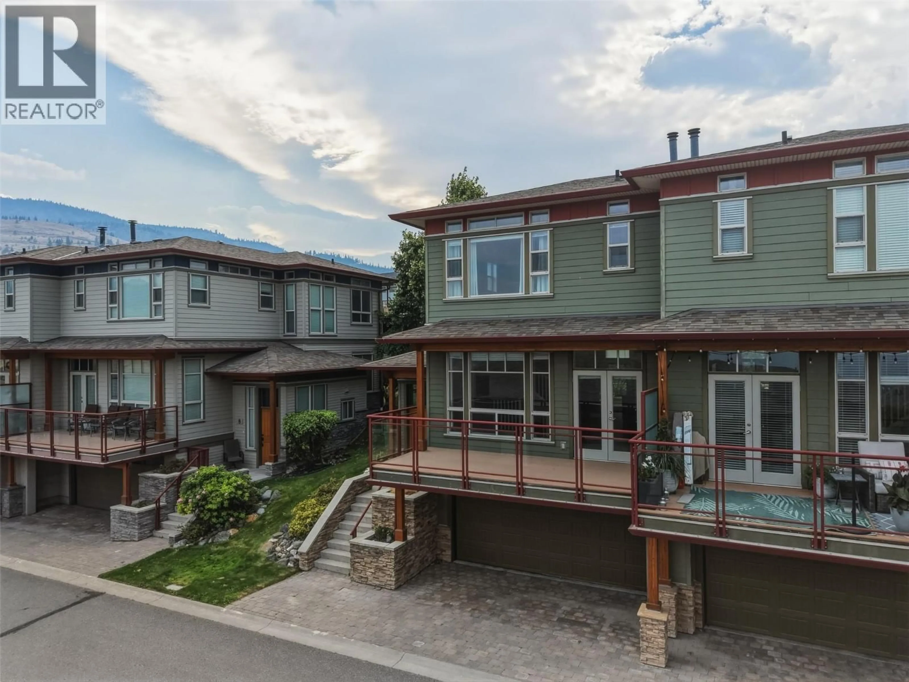 A pic from outside/outdoor area/front of a property/back of a property/a pic from drone, street for 11 - 175 HOLLOWAY DRIVE, Kamloops British Columbia V1S0B2