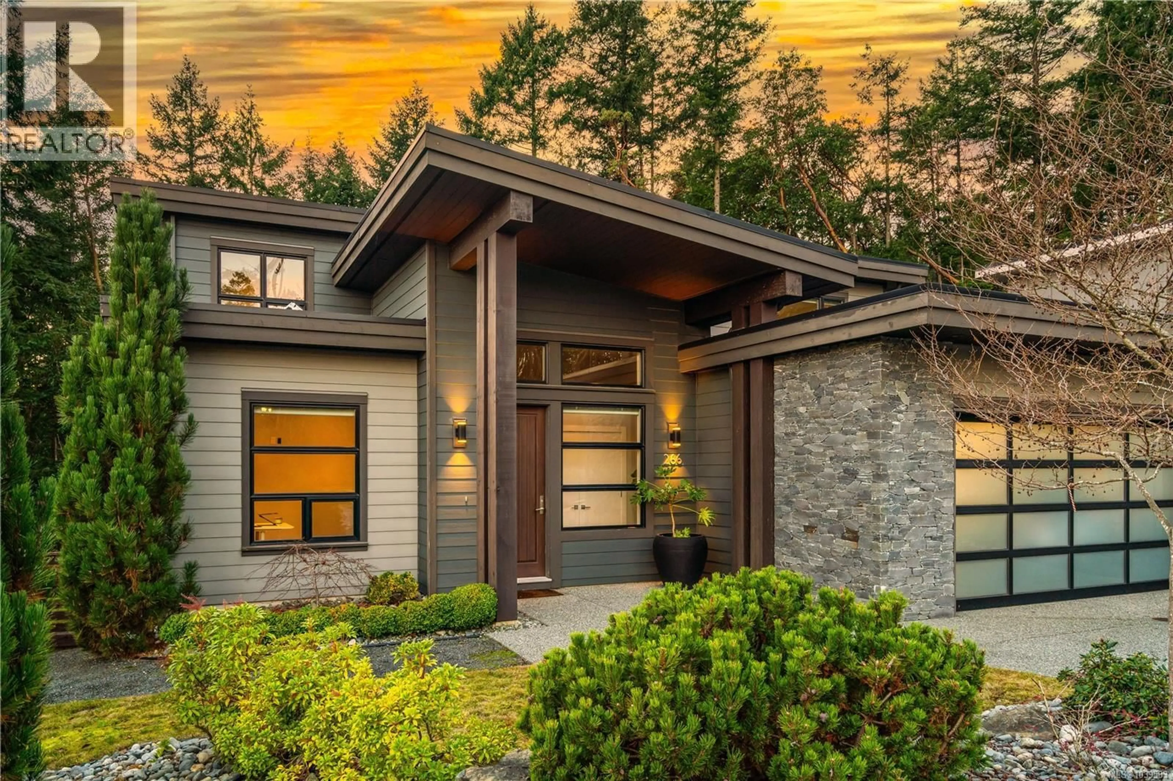 Home with brick exterior material, unknown for 266 CRESTLINE TERRACE, Nanaimo British Columbia V9T0H1