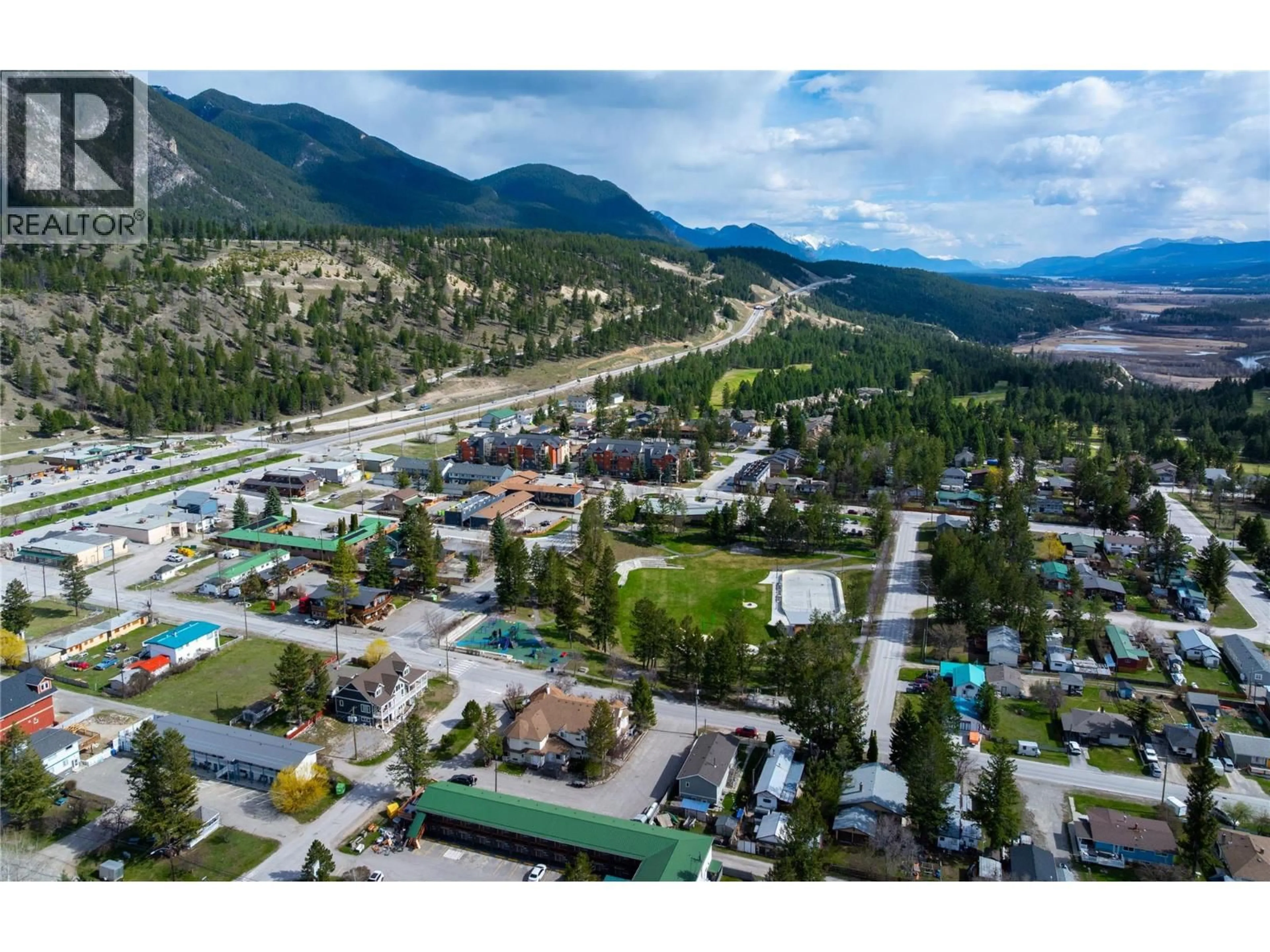 A pic from outside/outdoor area/front of a property/back of a property/a pic from drone, mountain view for 4867 ST JOSEPH STREET, Radium Hot Springs British Columbia V0A1M0