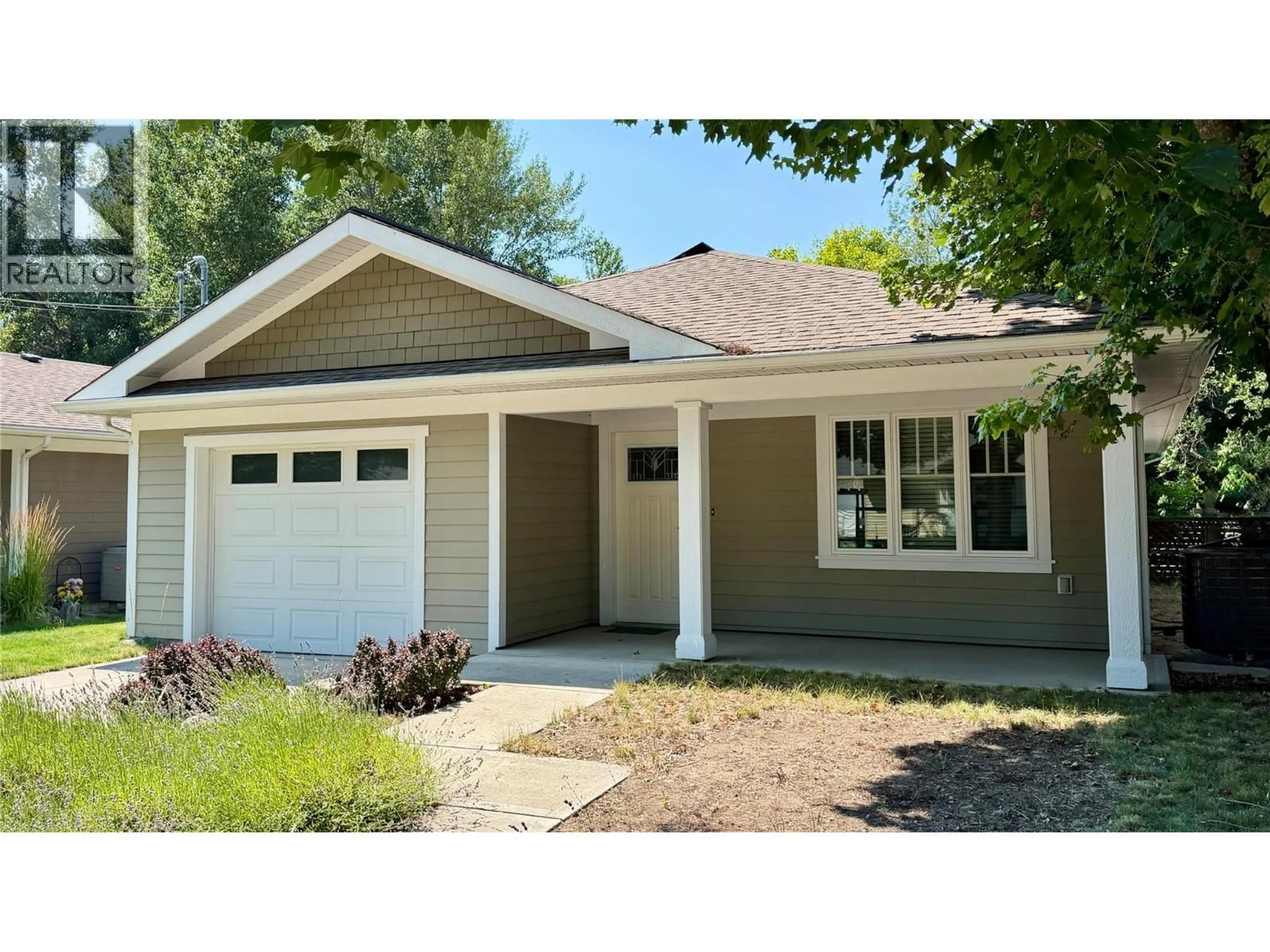 Home with vinyl exterior material, street for 7449 7TH STREET, Grand Forks British Columbia V0H1H0