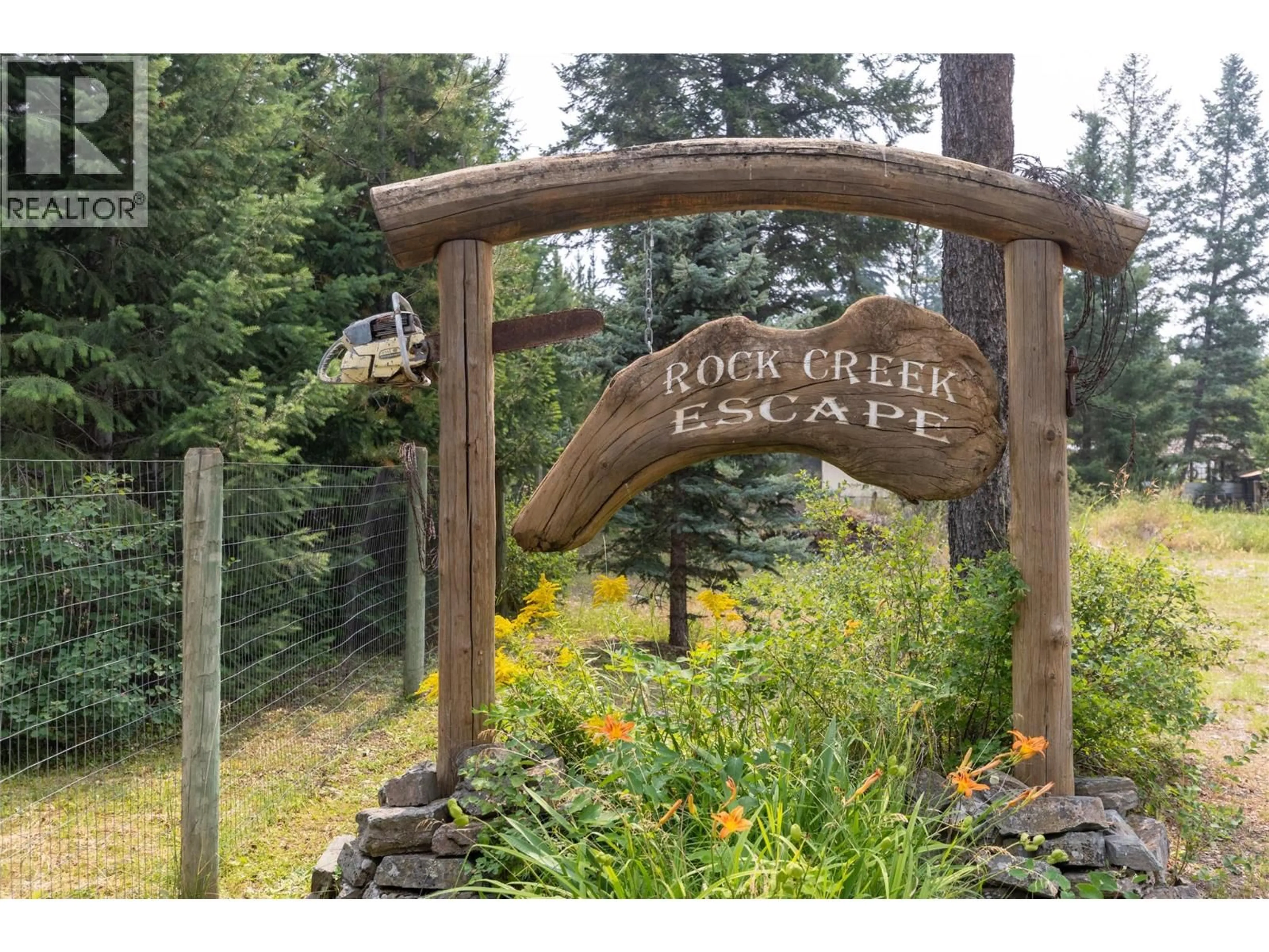 Indoor foyer for 8201 ROCK CREEK ROAD, Galloway British Columbia V0B1T2