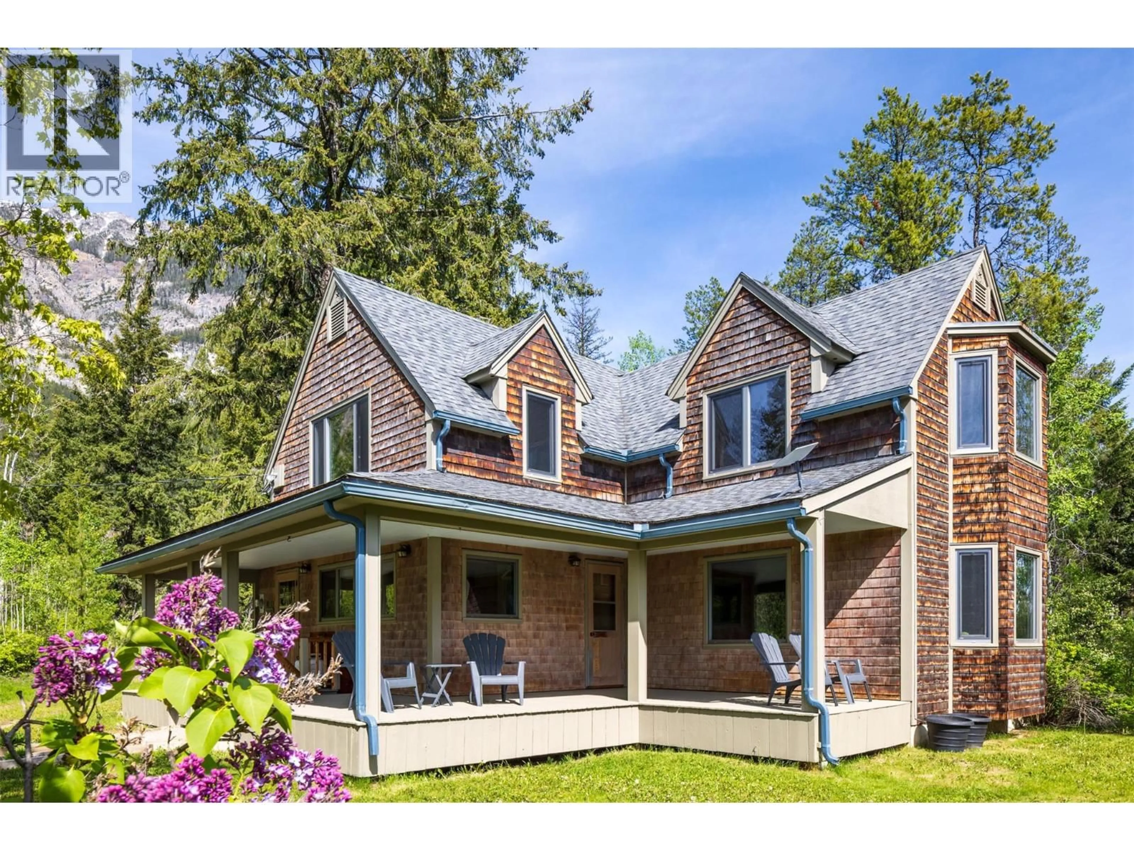 Home with brick exterior material, unknown for 1615 CAMPBELL ROAD, Golden British Columbia V0A1H7