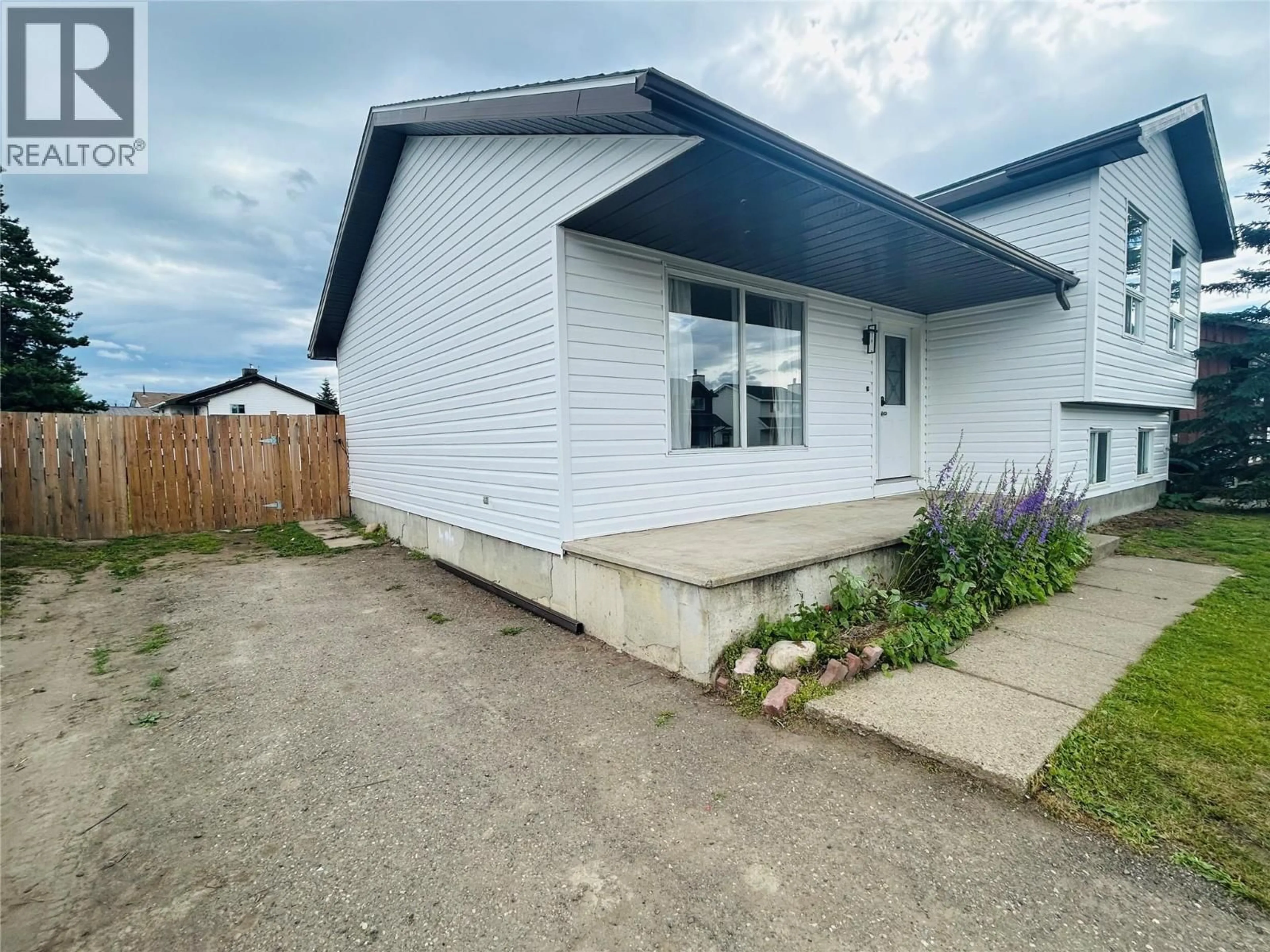 Unknown for 156 VALLEYVIEW CRESCENT, Tumbler Ridge British Columbia V0C2W0