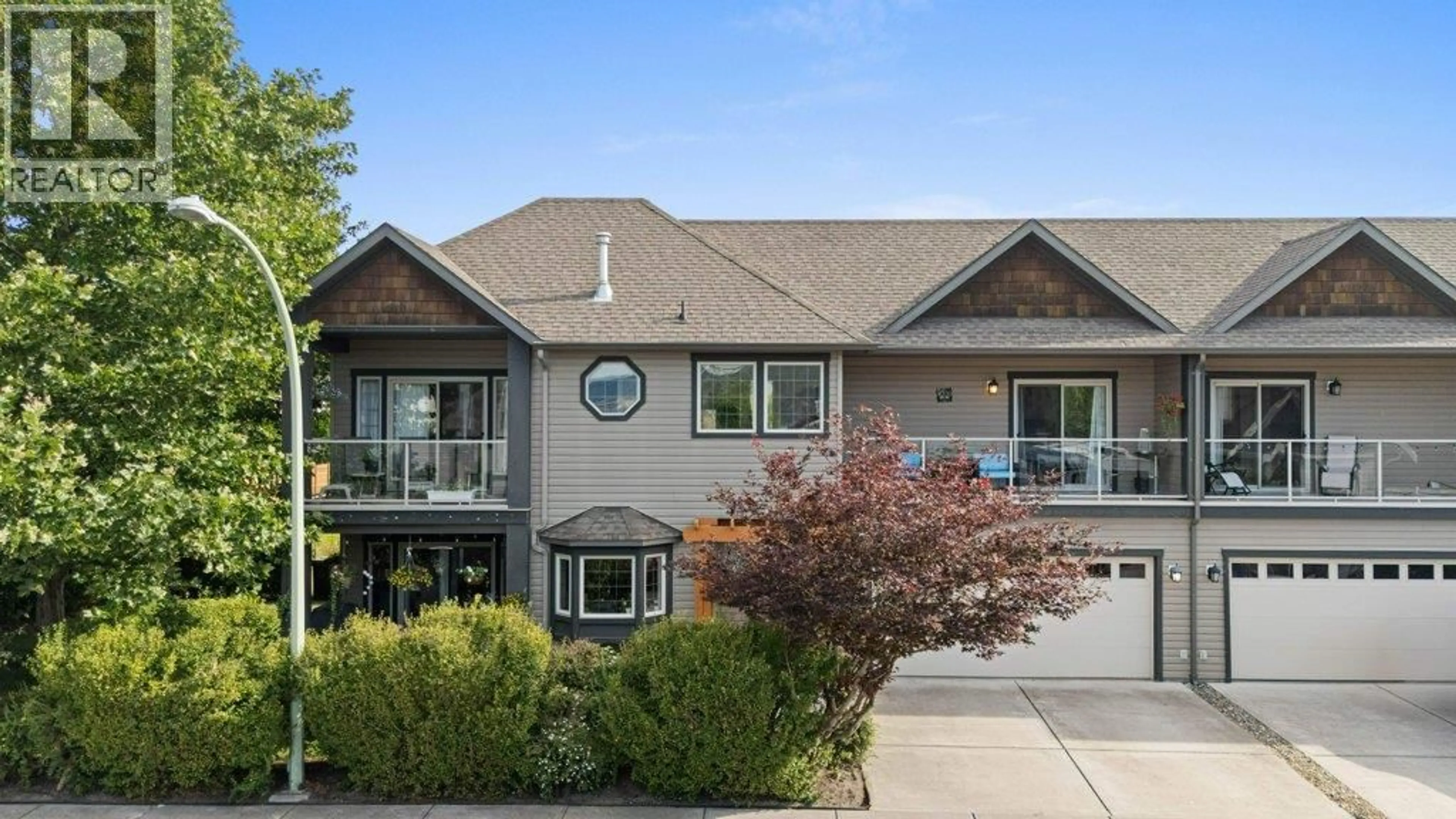 Home with vinyl exterior material, mountain view for 3295 CLEMENT ROAD, Lake Country British Columbia V4V2M5