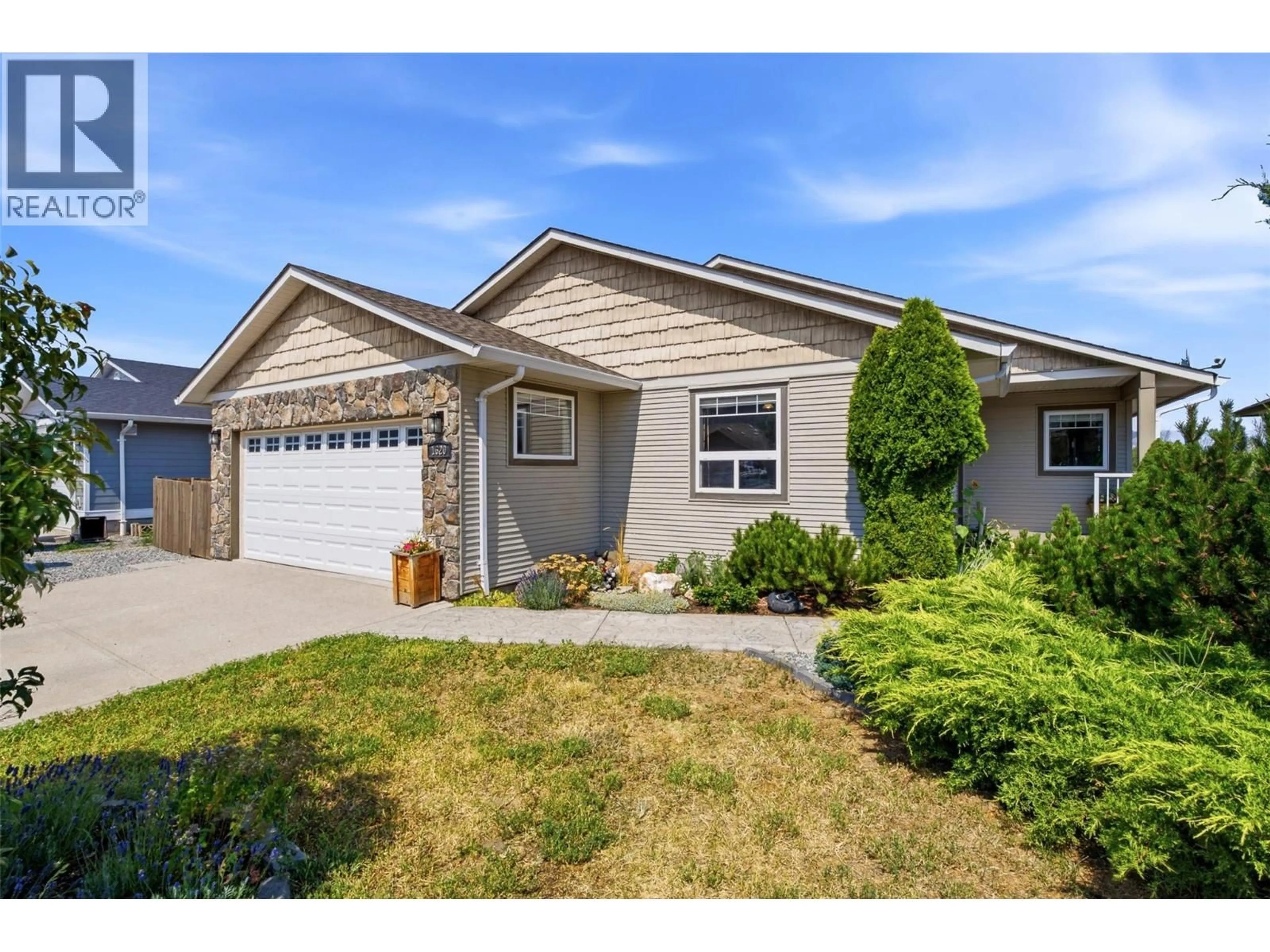 Home with vinyl exterior material, street for 1620 FIR ROAD, Merritt British Columbia V1K0A3