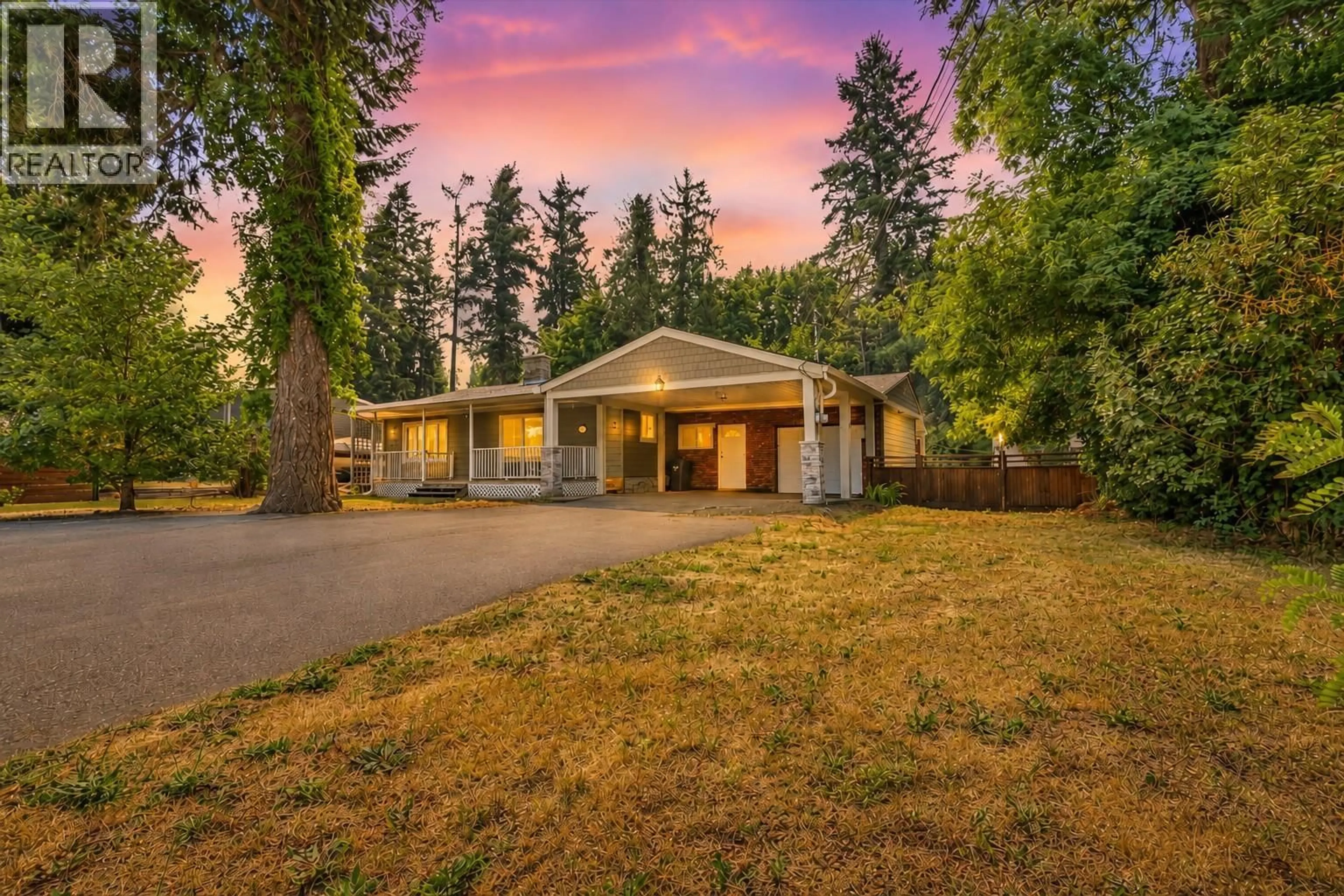 A pic from outside/outdoor area/front of a property/back of a property/a pic from drone, unknown for 3585 WARNER AVENUE, Armstrong British Columbia V0E1B2