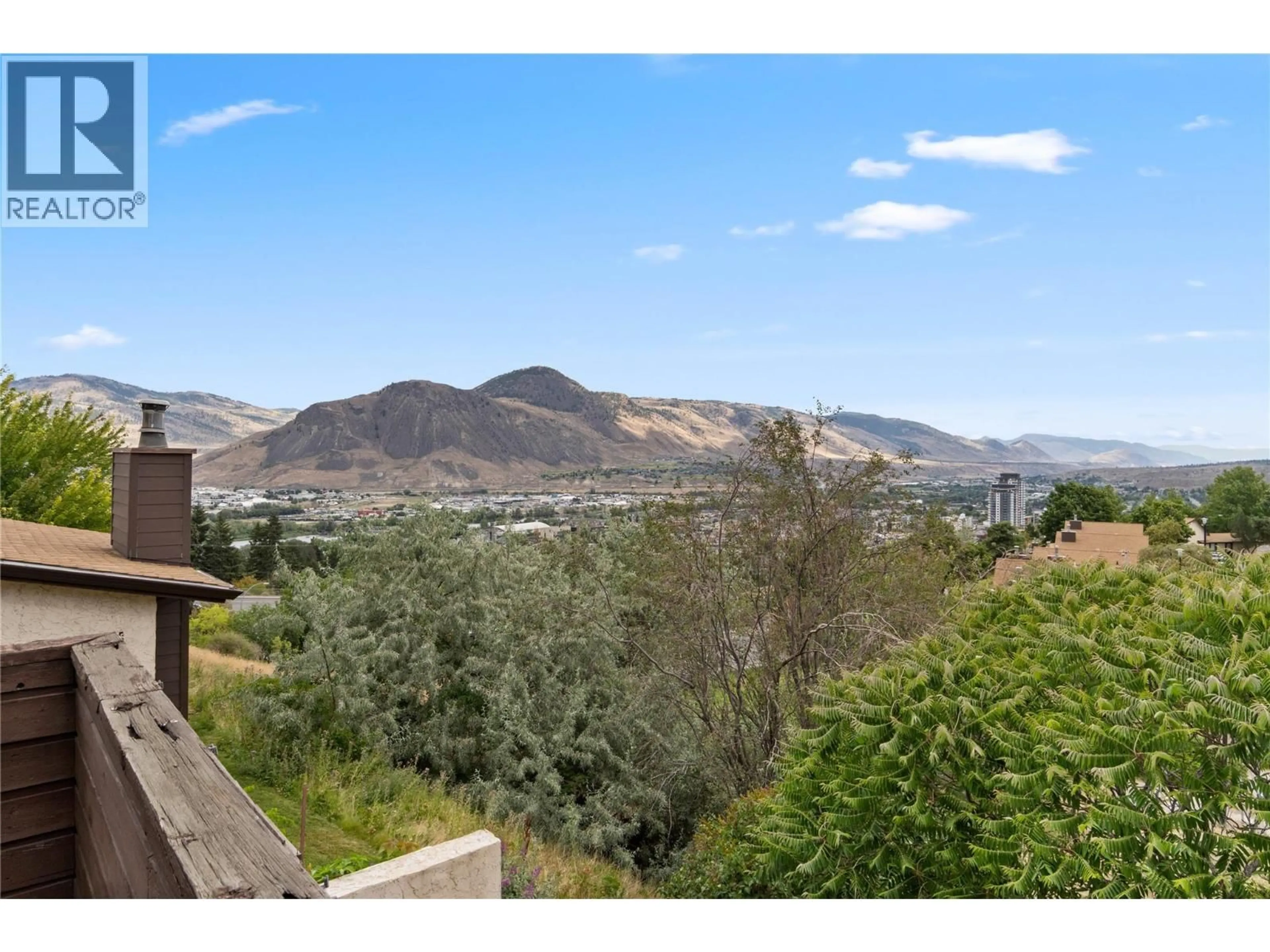 A pic from outside/outdoor area/front of a property/back of a property/a pic from drone, mountain view for 30 - 290 PEMBERTON TERRACE, Kamloops British Columbia V2C6A9