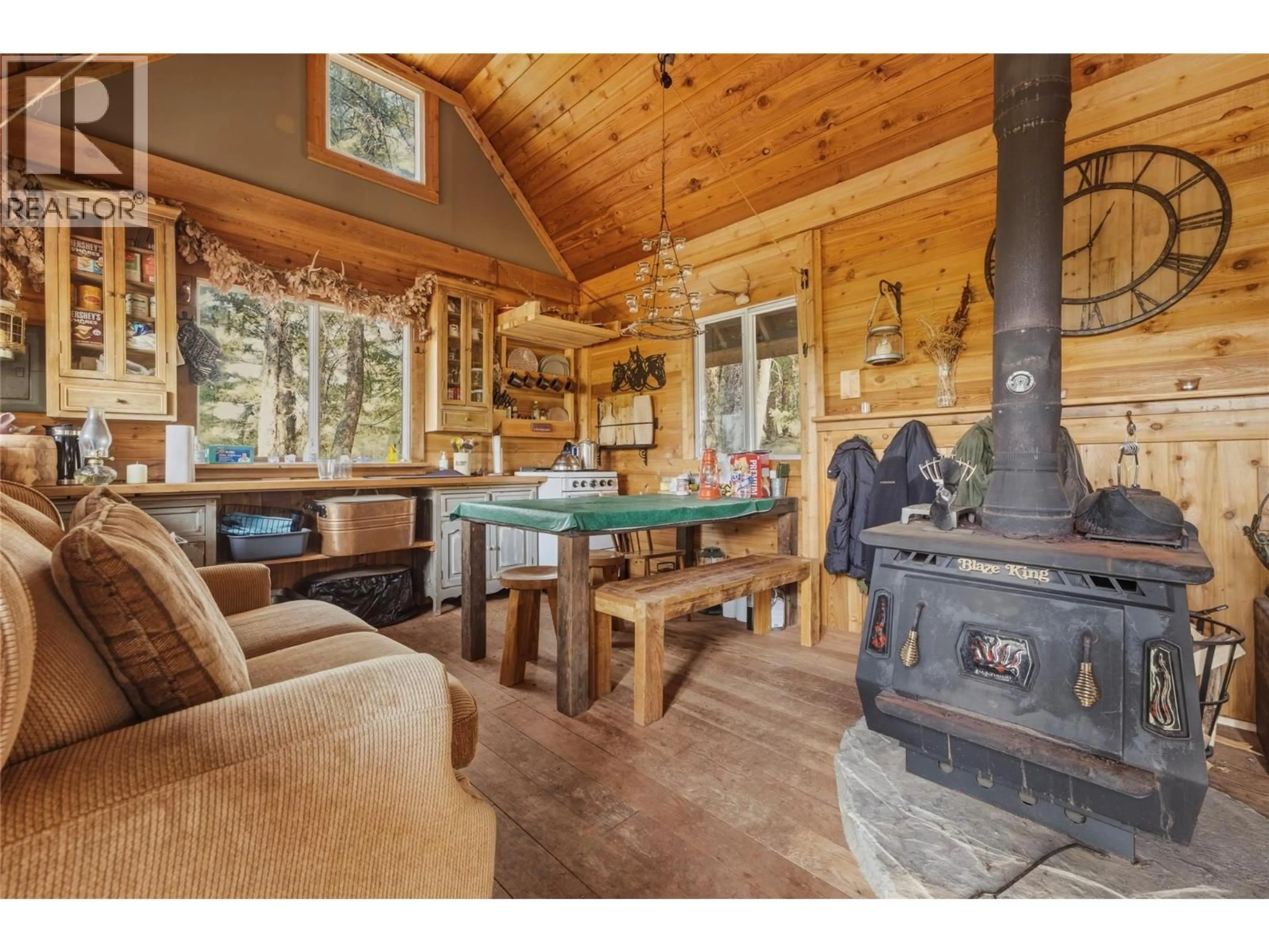 Rustic kitchen, wood/laminate floor for 6716 KARJULA ROAD, Falkland British Columbia V0E1W1