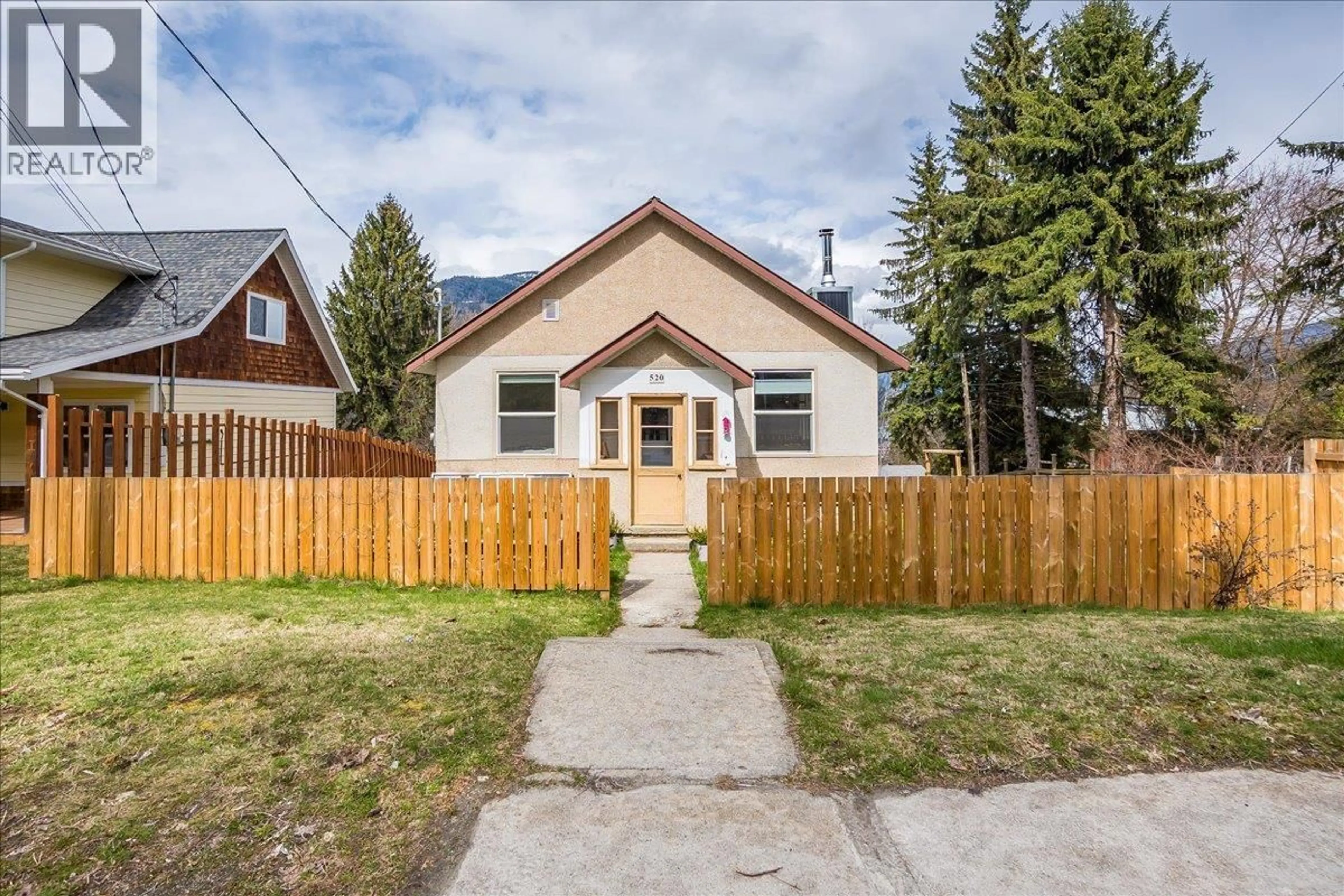 Unknown for 520 WASSON STREET, Nelson British Columbia V1L3G7