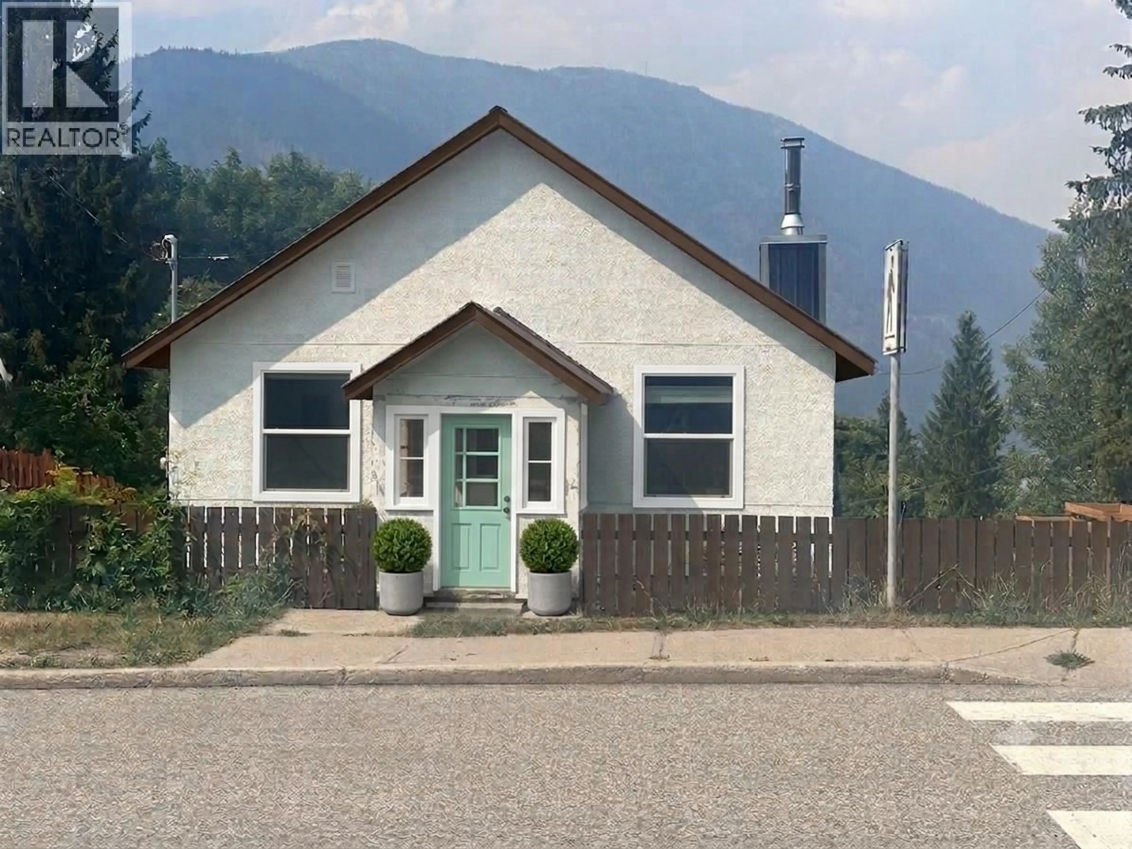 Unknown for 520 WASSON STREET, Nelson British Columbia V1L3G7