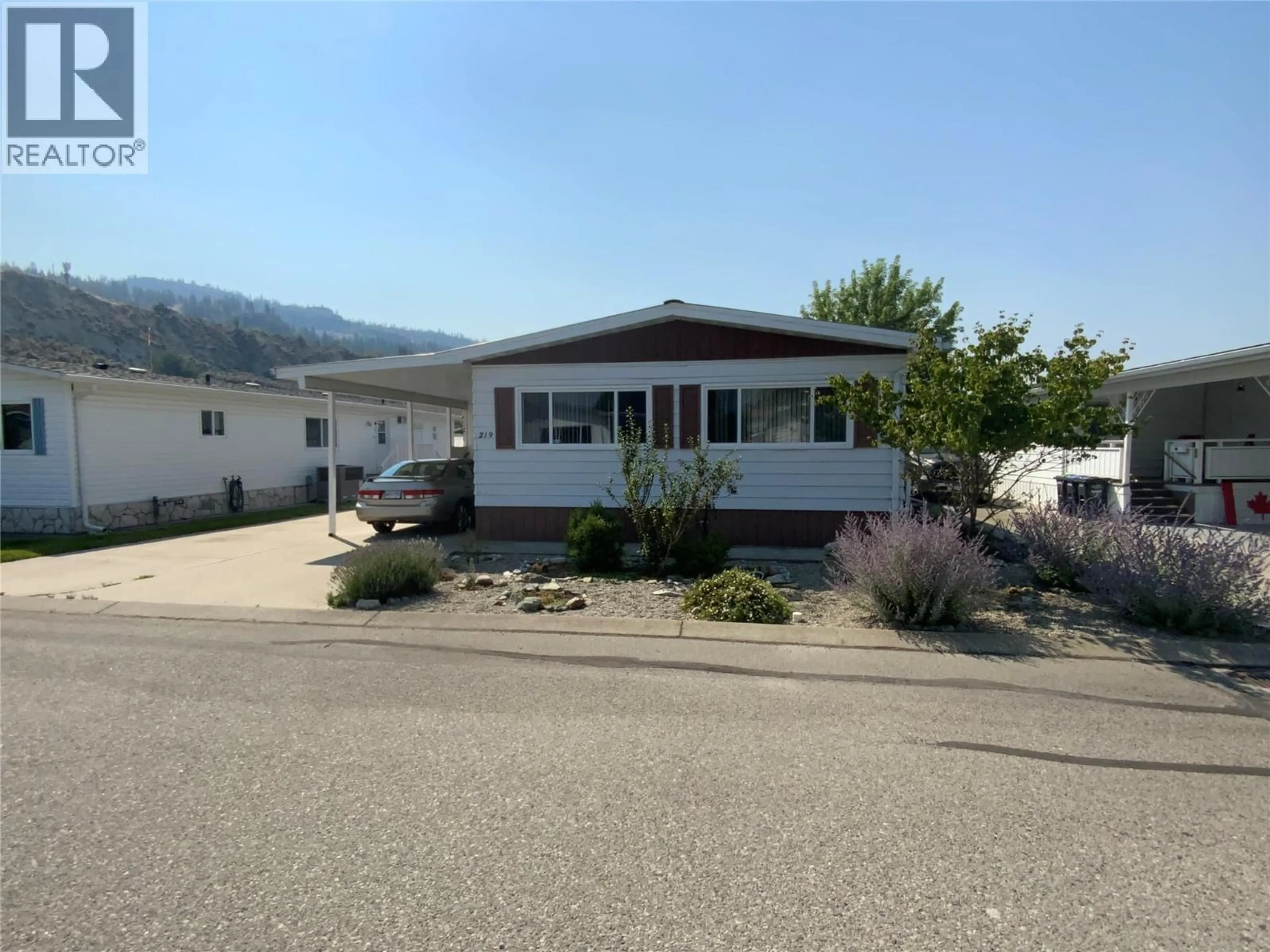 Home with vinyl exterior material, mountain view for 219 - 3105 SOUTH MAIN STREET, Penticton British Columbia V2A7H1