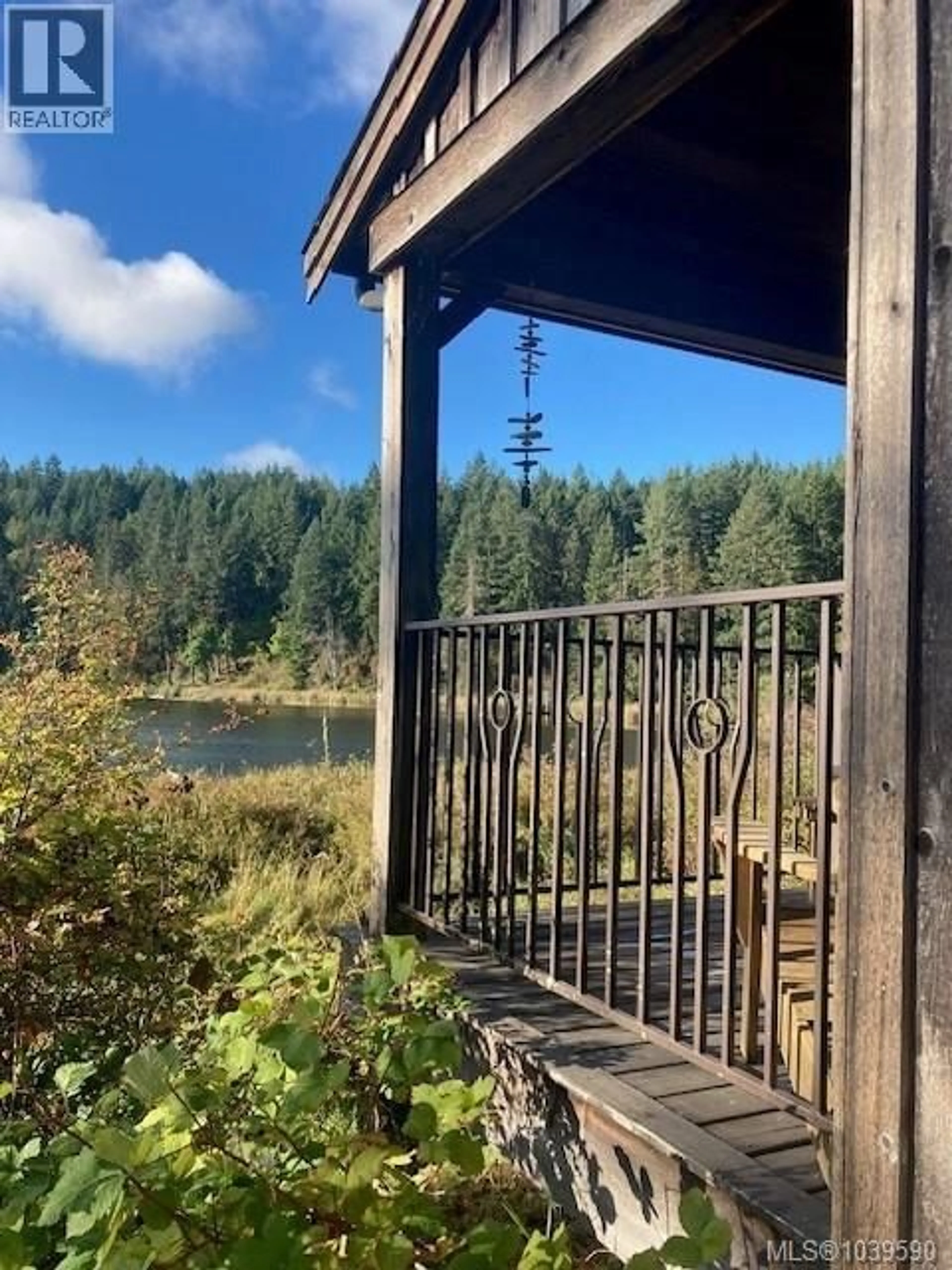 Patio, water/lake/river/ocean view for 48 - 315 ROBINSON ROAD, Salt Spring British Columbia V8K1P7