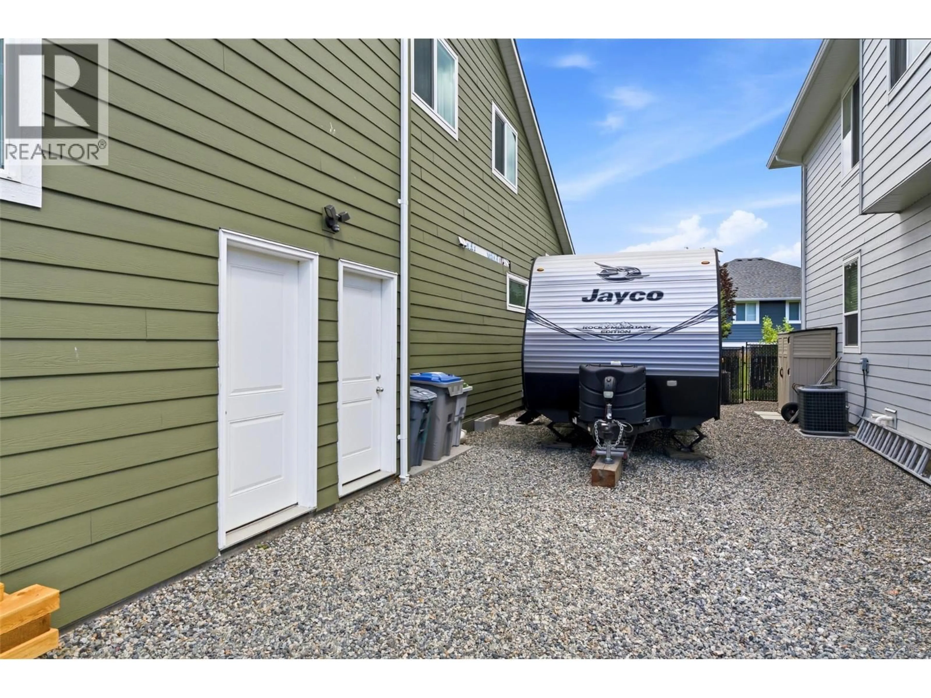 Storage room or clothes room or walk-in closet for 1488 DUNBAR DRIVE, Kamloops British Columbia V1S0C6
