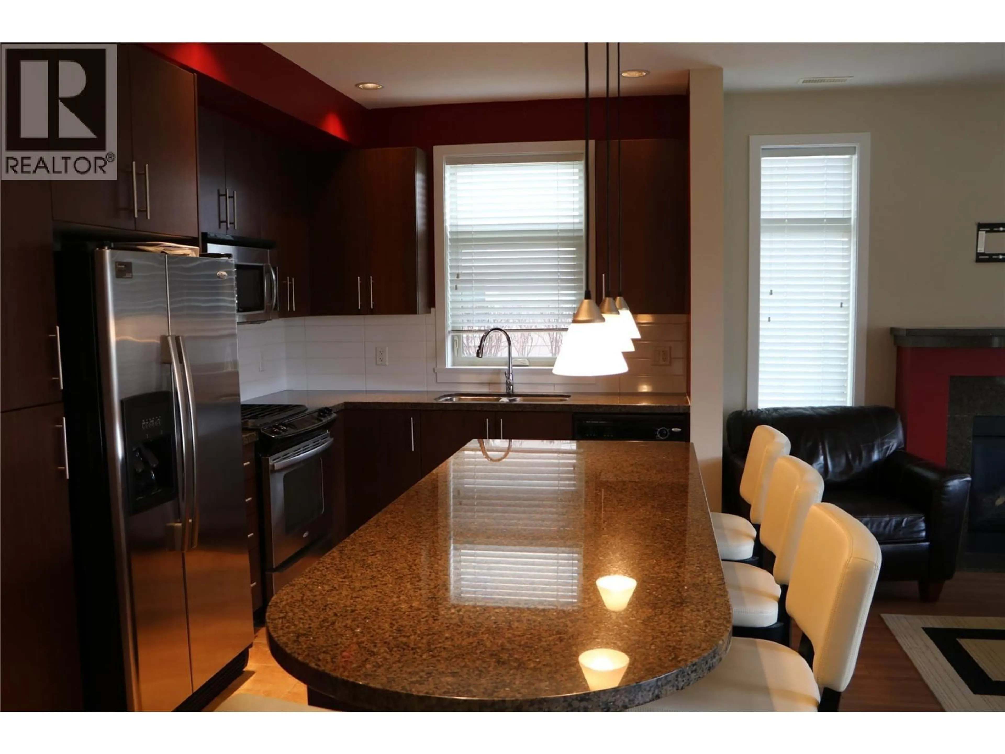 Open concept kitchen, ceramic/tile floor for 61 - 130 COLEBROOK ROAD, Kamloops British Columbia V1S0B4