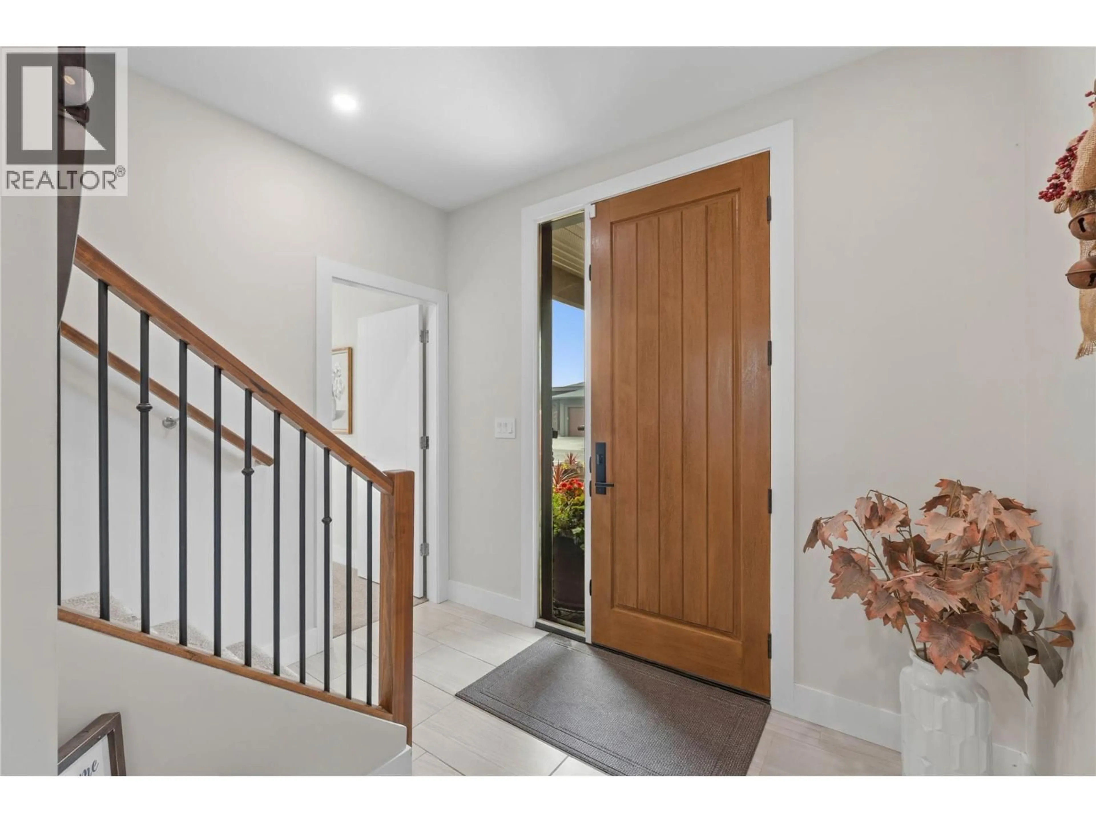 Indoor entryway for 3645 SILLARO PLACE, Kamloops British Columbia V2H0G9