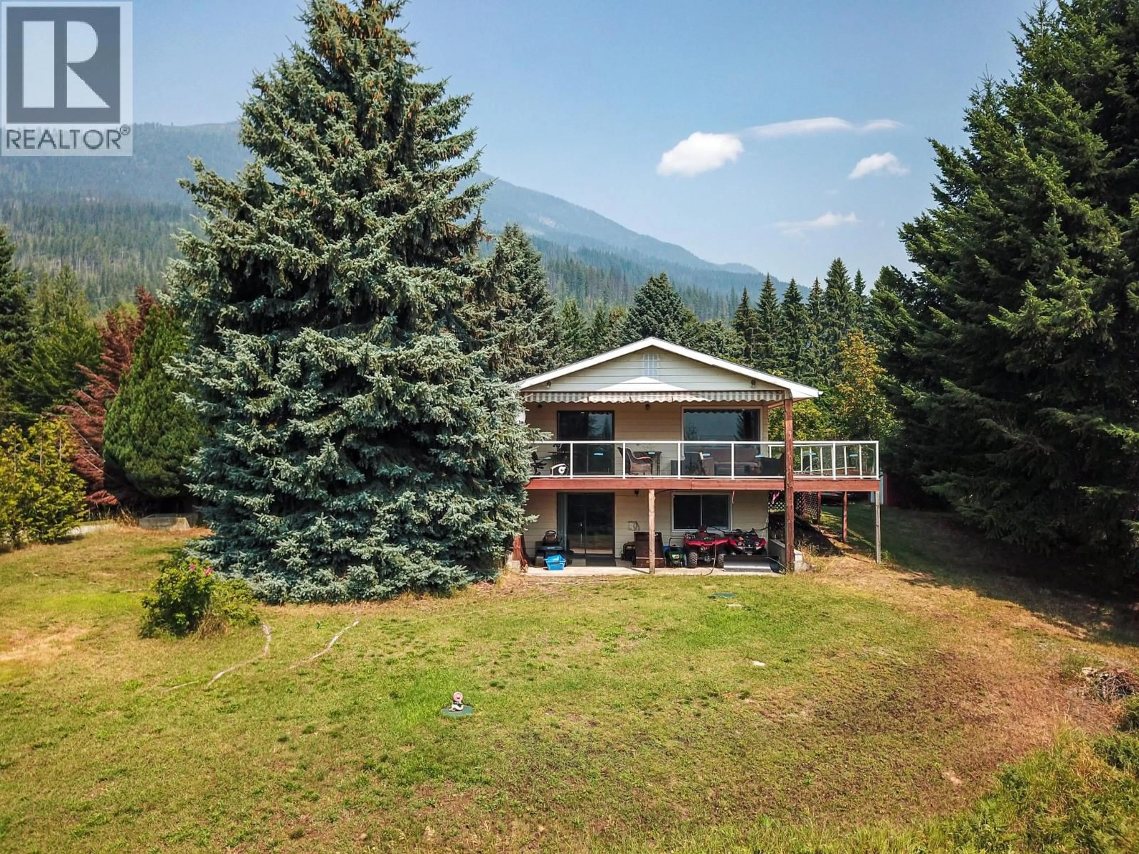 A pic from outside/outdoor area/front of a property/back of a property/a pic from drone, mountain view for 7546 UPPER BALFOUR ROAD, Balfour British Columbia V1L7E6