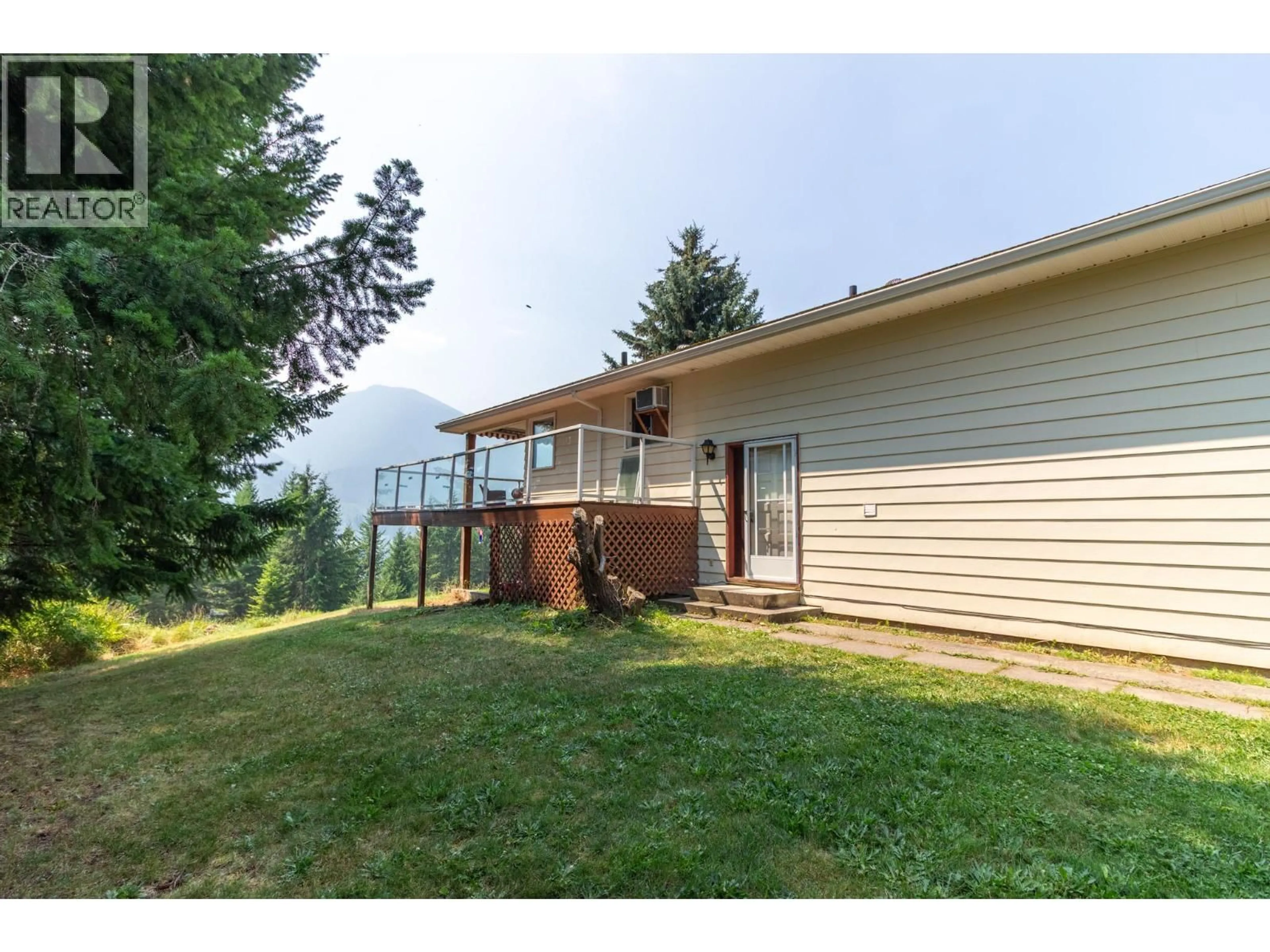 Unknown for 7546 UPPER BALFOUR ROAD, Balfour British Columbia V1L7E6