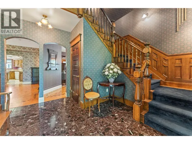 4345 JUNE SPRINGS ROAD, Kelowna 5