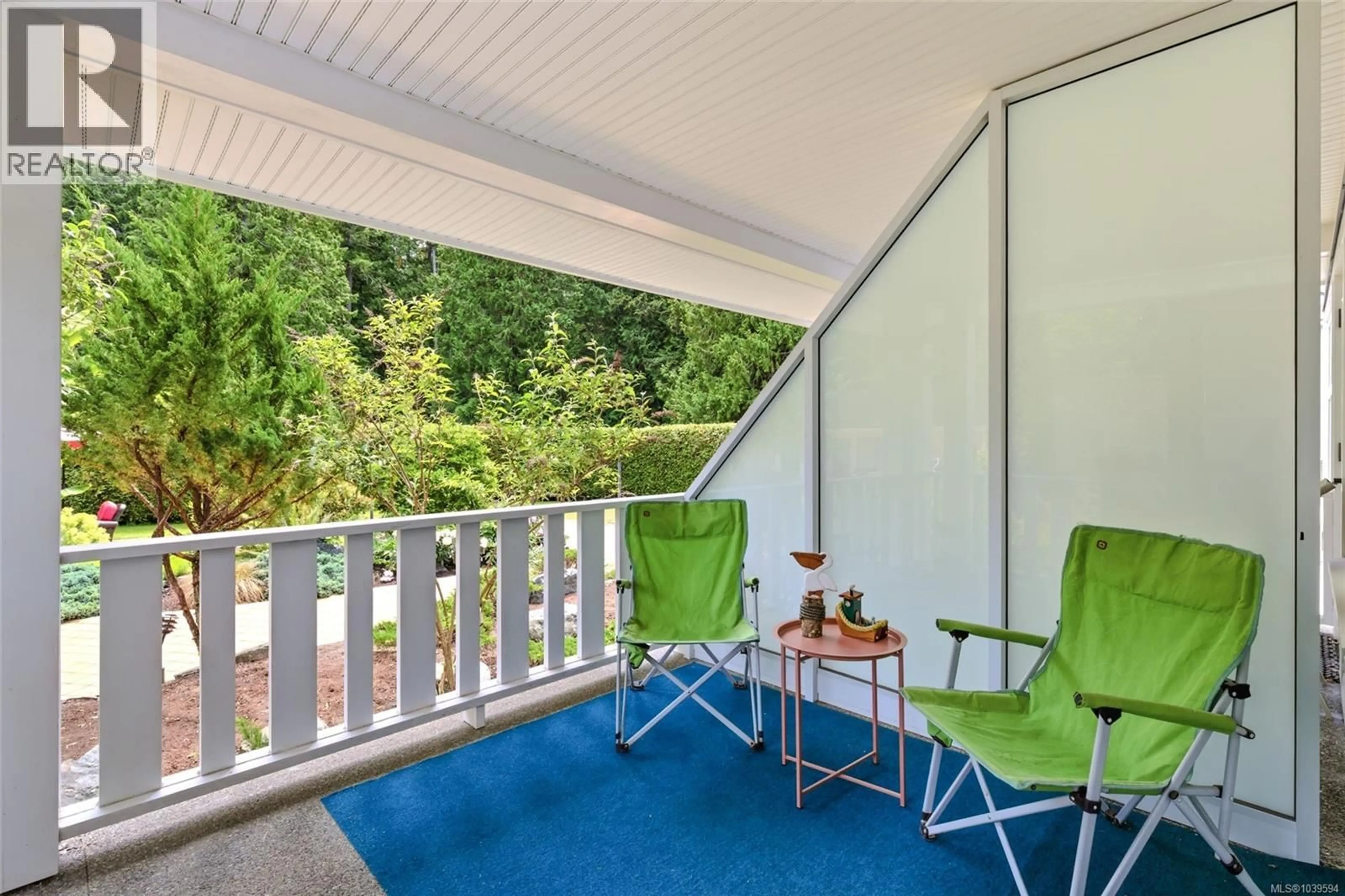 Balcony in the apartment, unknown for 105 - 292 CRESCENT ROAD EAST, Qualicum Beach British Columbia V9K0A5
