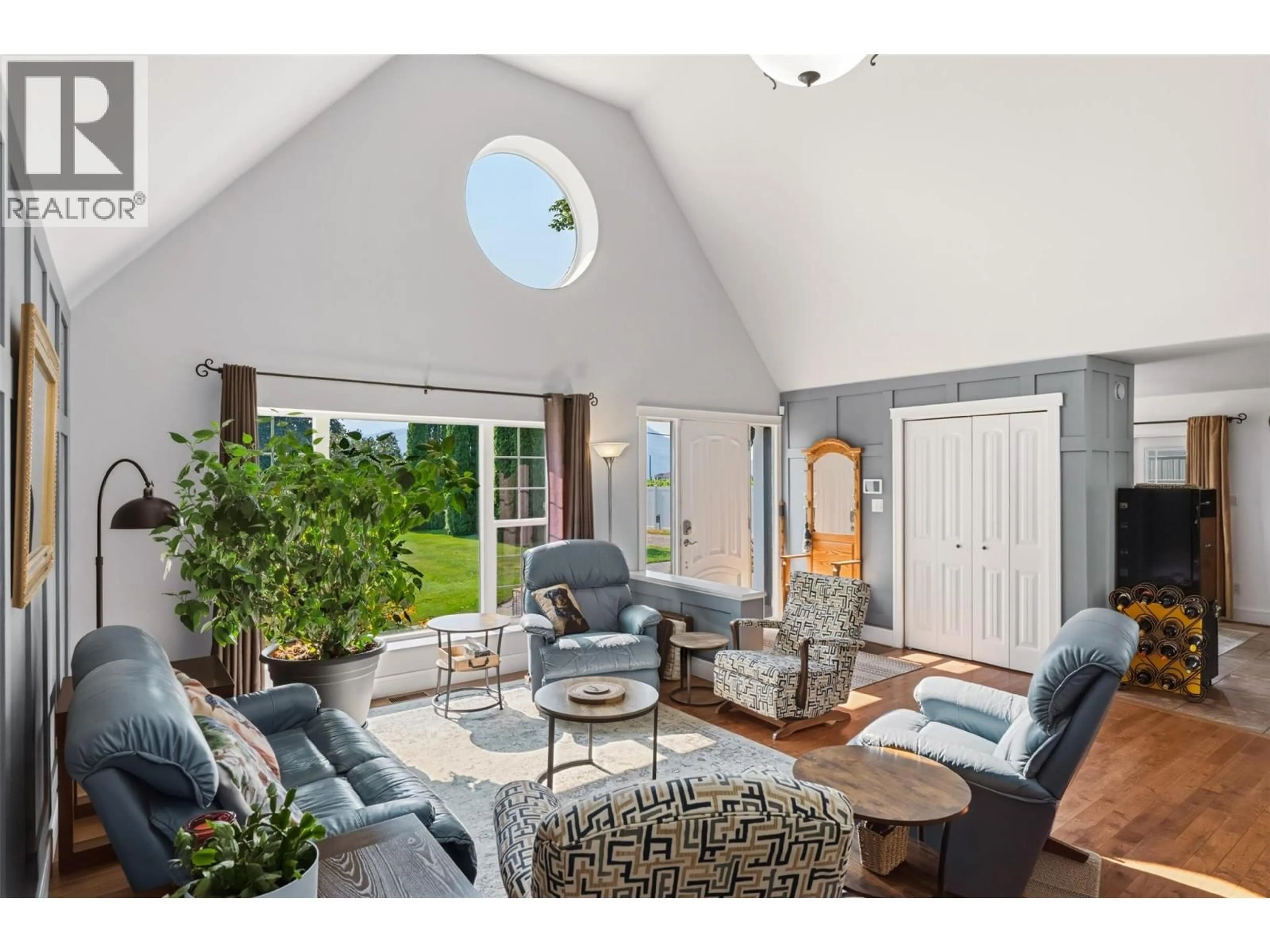 Living room with furniture, unknown for 5518 SUMAC STREET, Oliver British Columbia V0H1T1