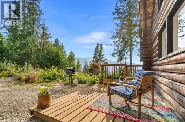 760 KANGAROO TRAIL, Nakusp 3