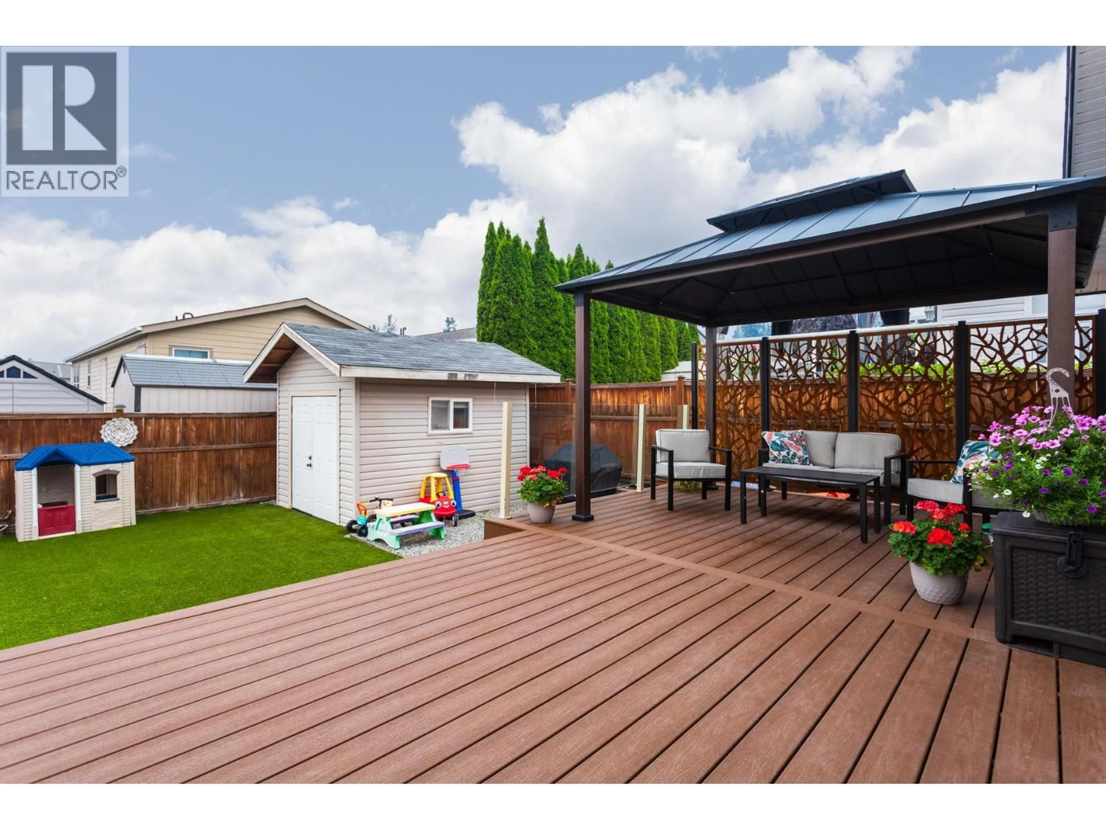 Patio, street for 1026 - 2440 OLD OKANAGAN HIGHWAY, West Kelowna British Columbia V4T3A3