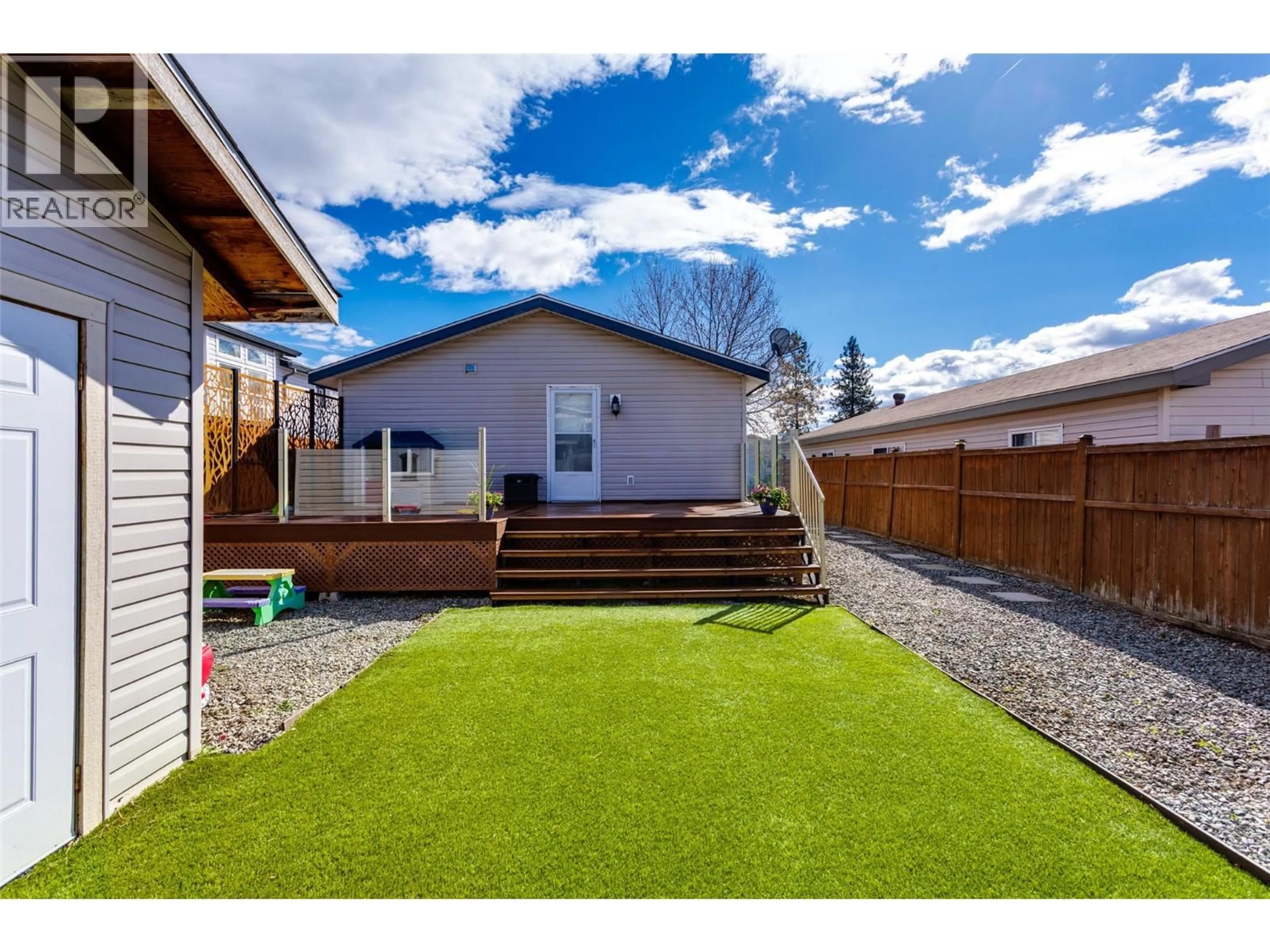 Patio, street for 1026 - 2440 OLD OKANAGAN HIGHWAY, West Kelowna British Columbia V4T3A3