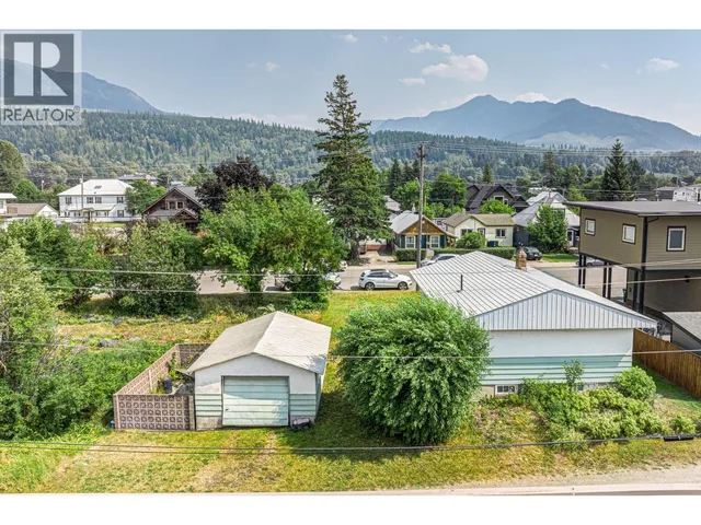 1291 6TH AVENUE, Fernie 2