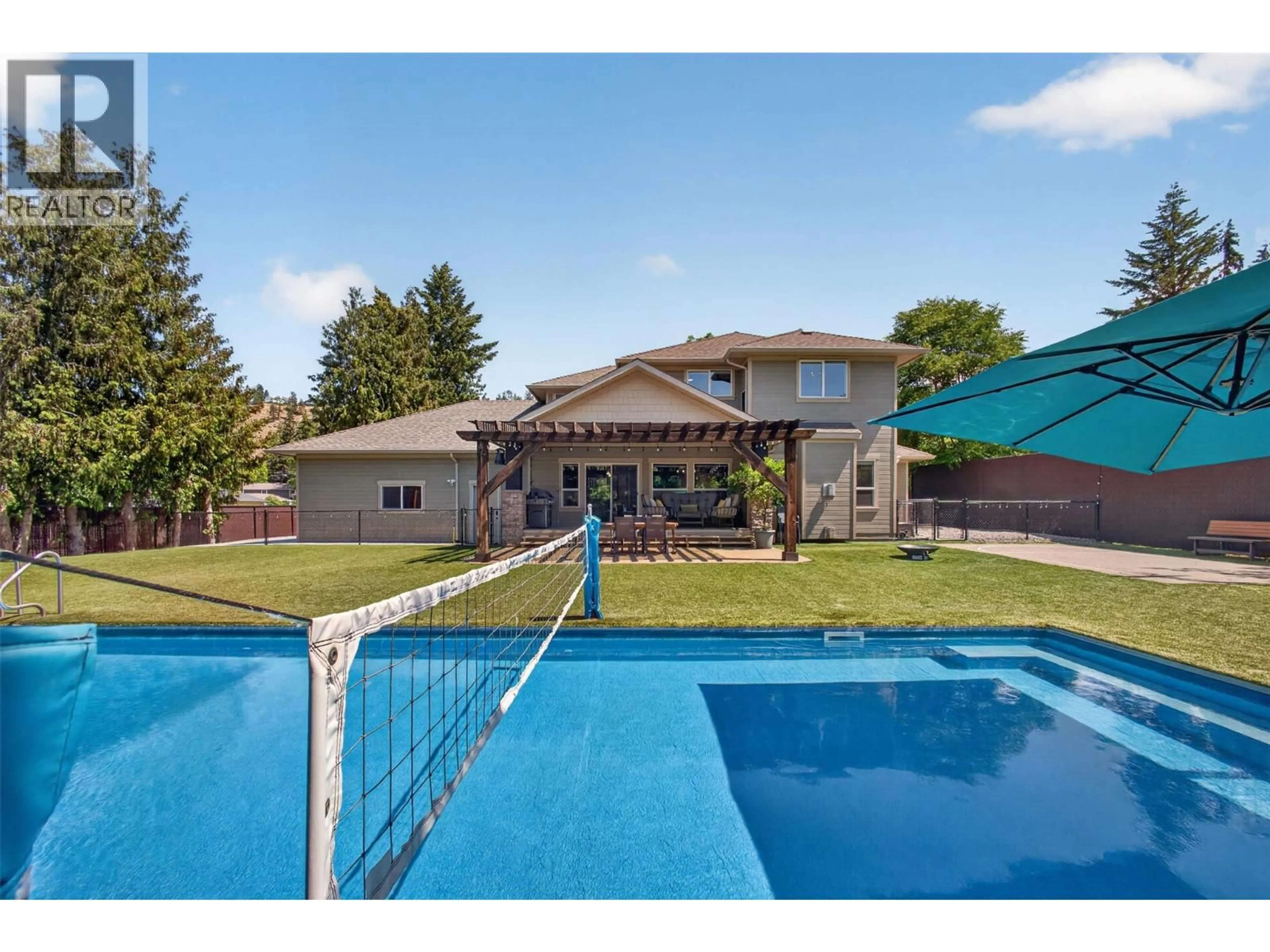 Pool for 4588 RAYMER ROAD, Kelowna British Columbia V1W1H9