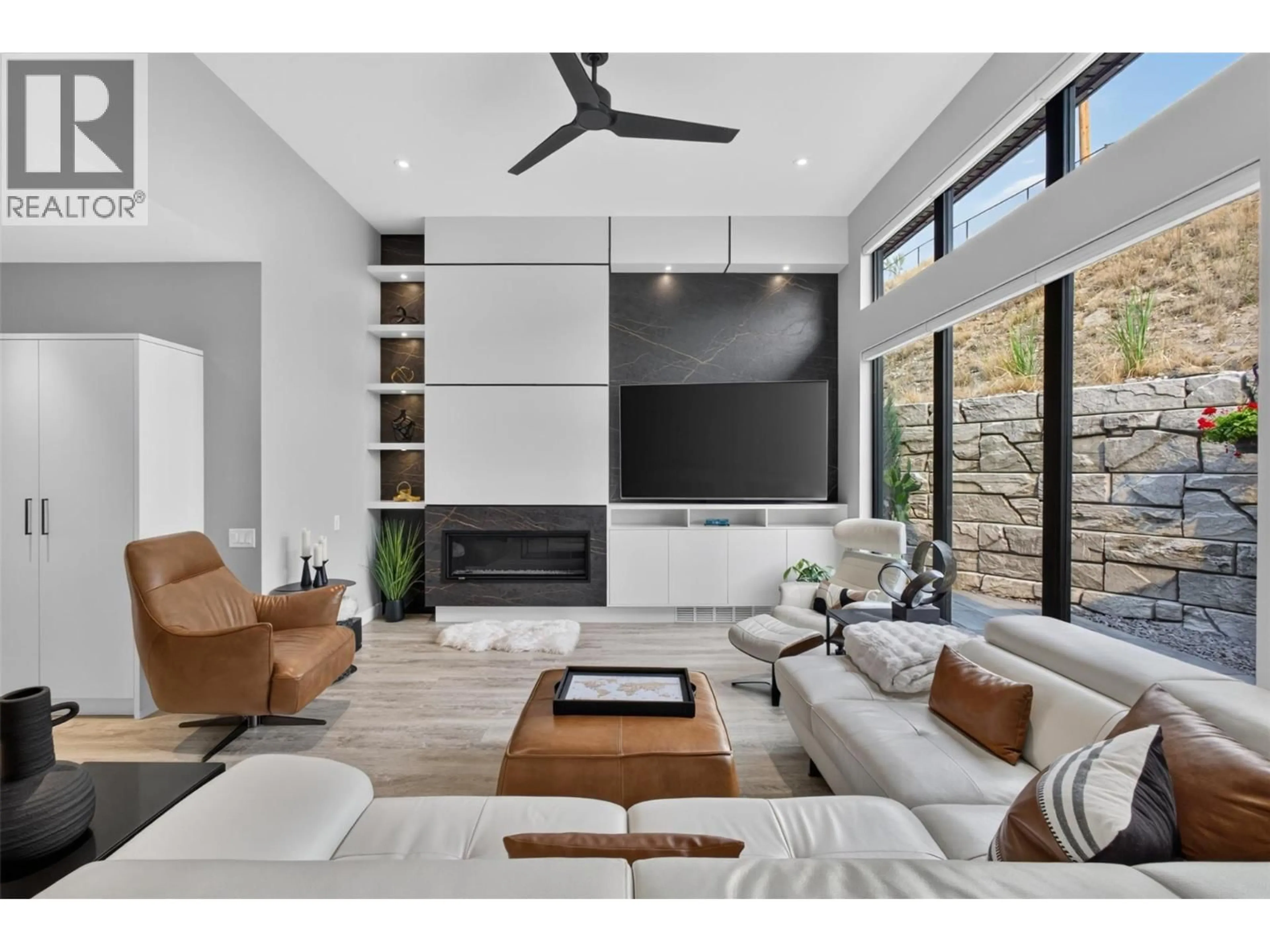 Home theater for 537 HAWES COURT, Kelowna British Columbia V1W5C5