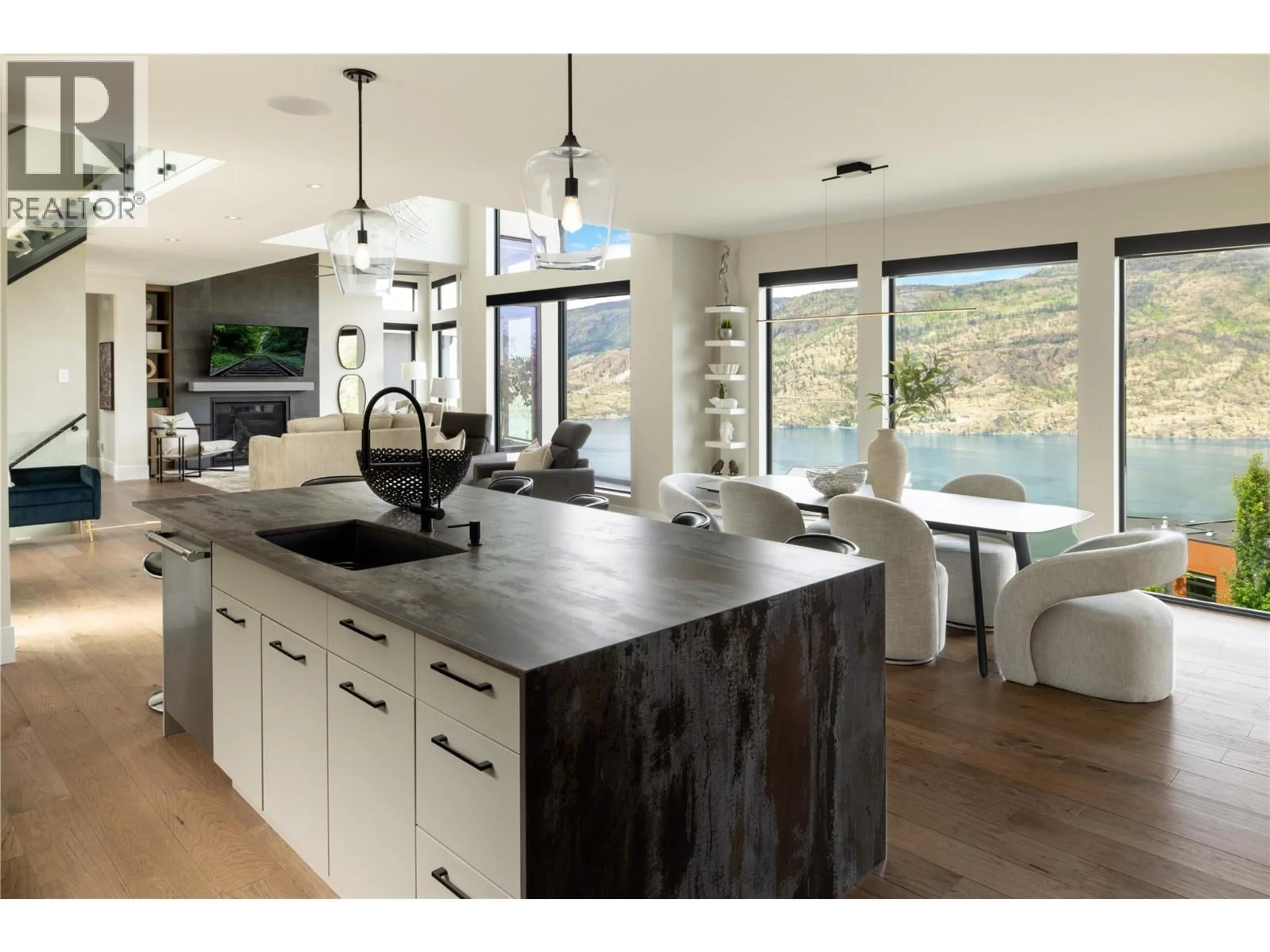 Open concept kitchen, unknown for 605 CLIFTON COURT, Kelowna British Columbia V1V0B7